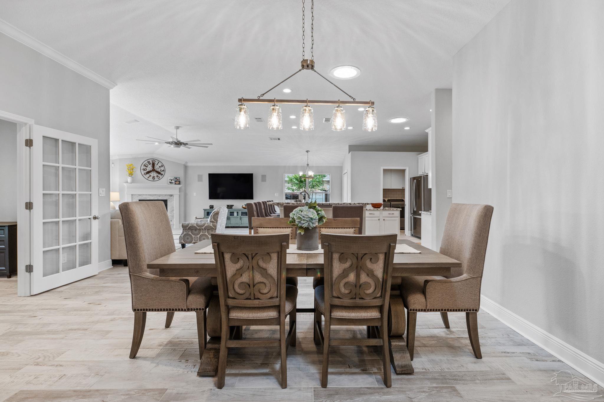 1008 Black Walnut Trl