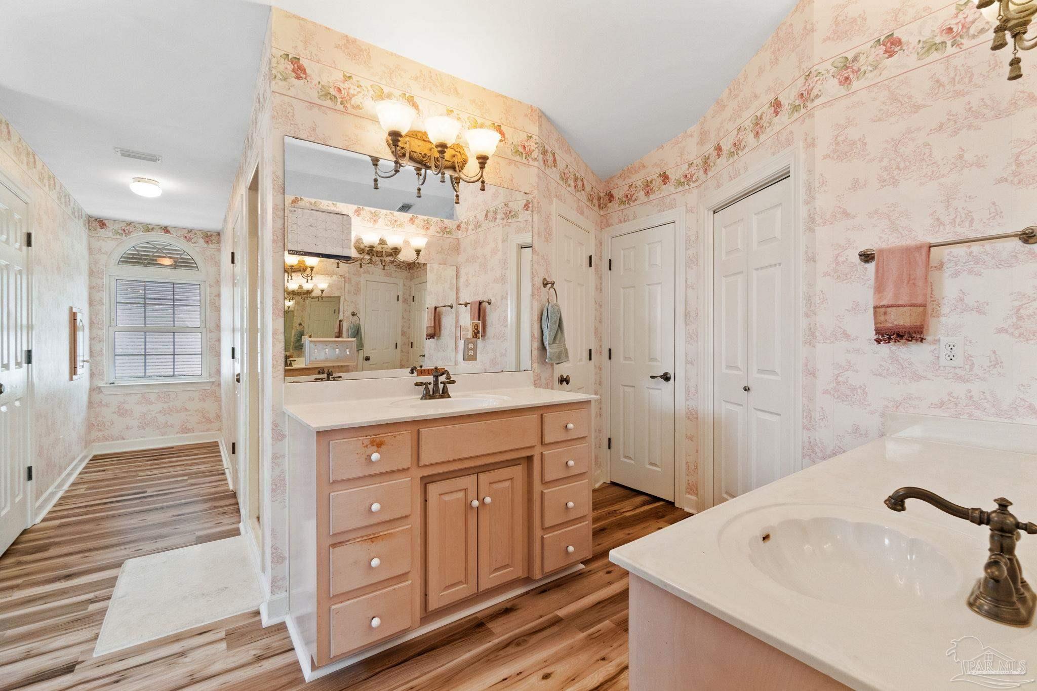 4757 Chinquapin Dr