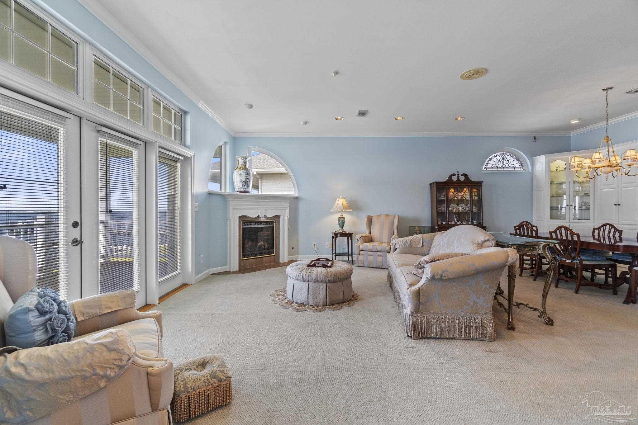 4757 Chinquapin Dr