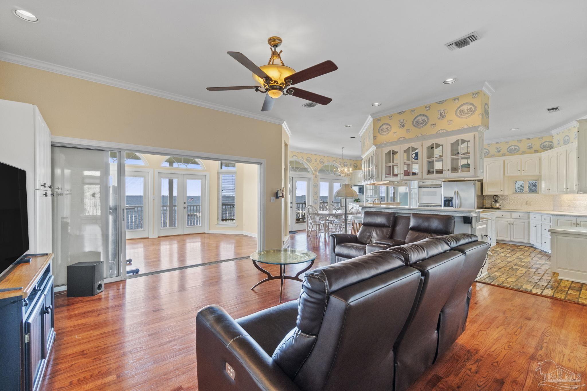 4757 Chinquapin Dr