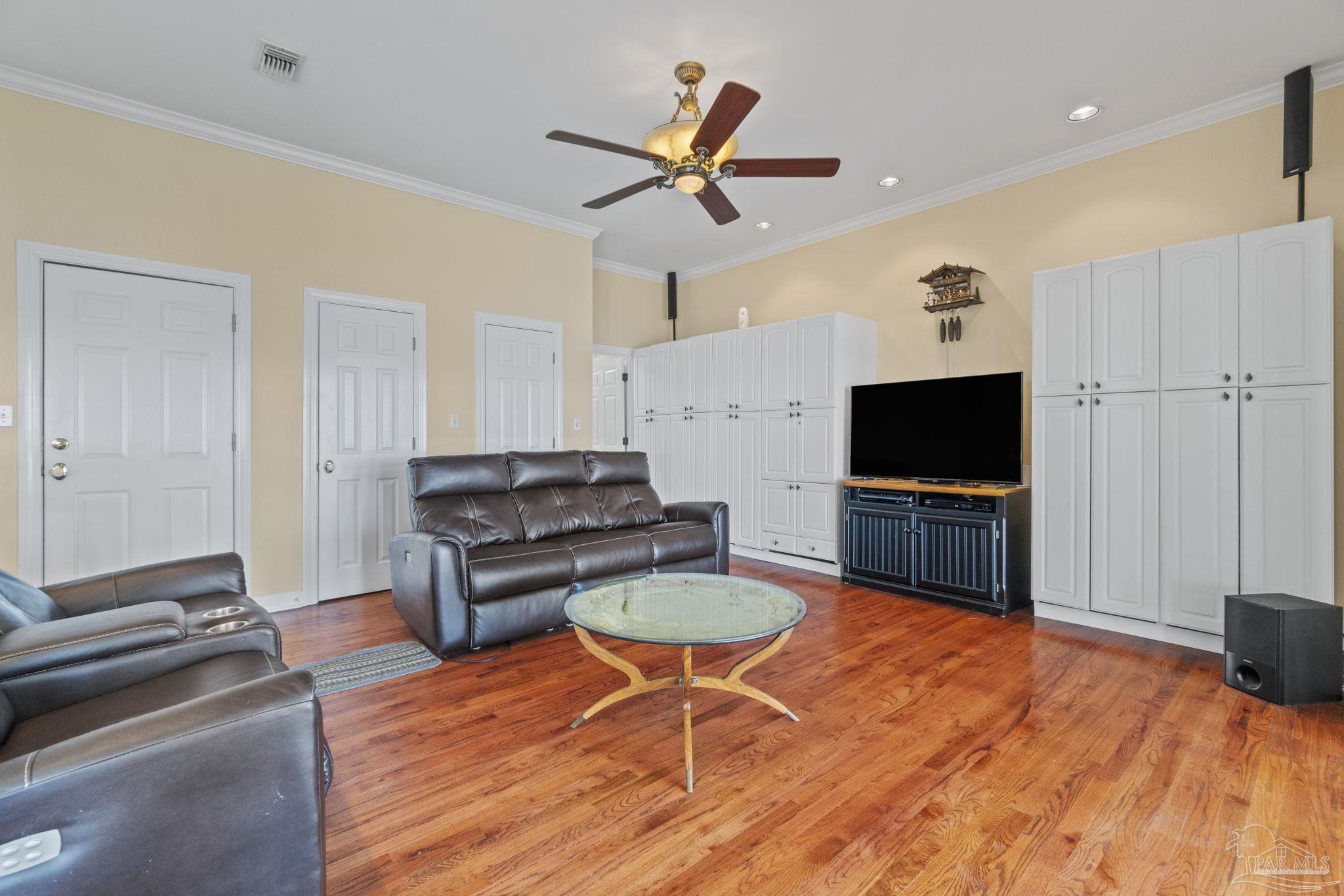 4757 Chinquapin Dr