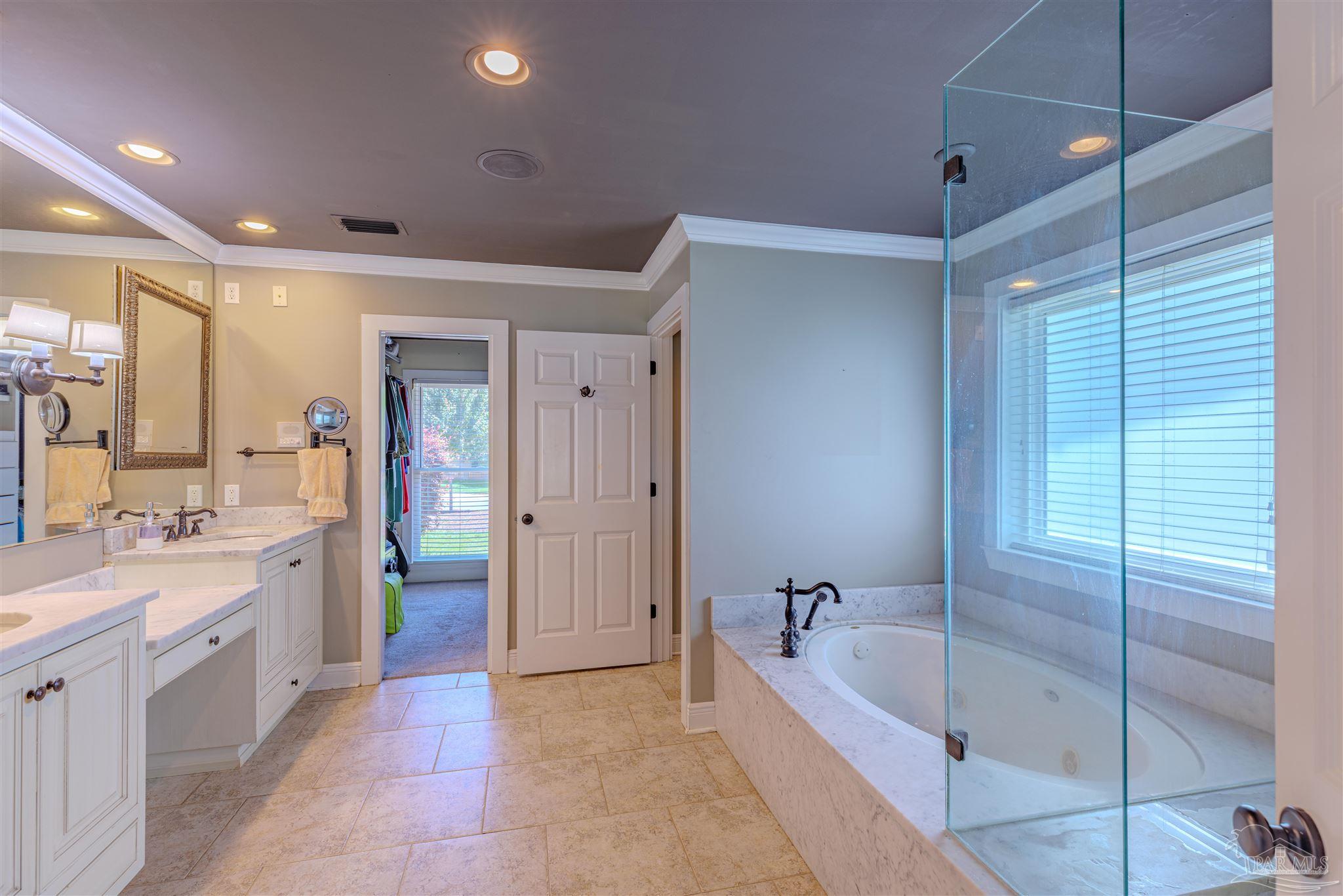 334 Andrew Jackson Trl