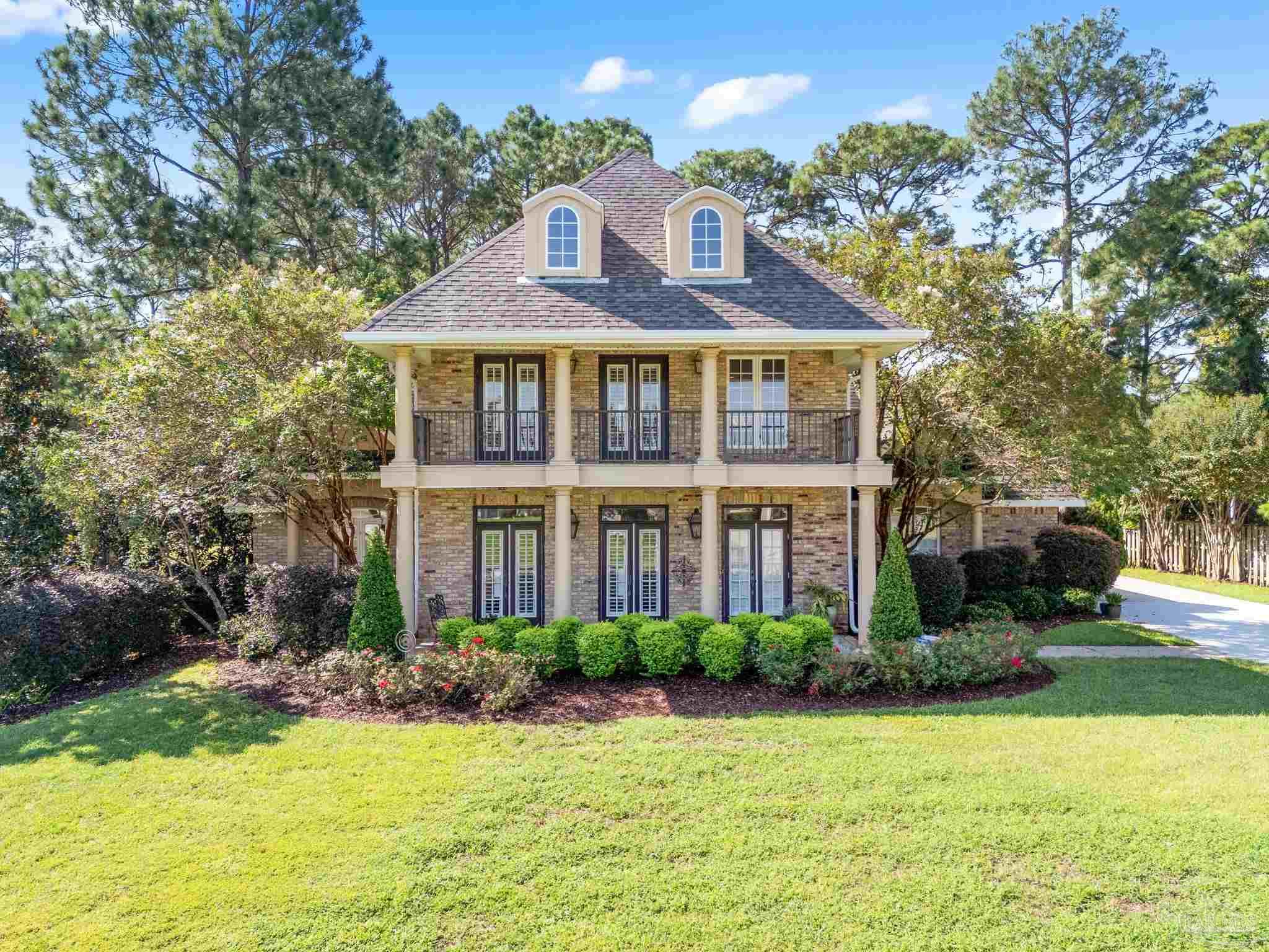 3869 Paradise Bay Dr