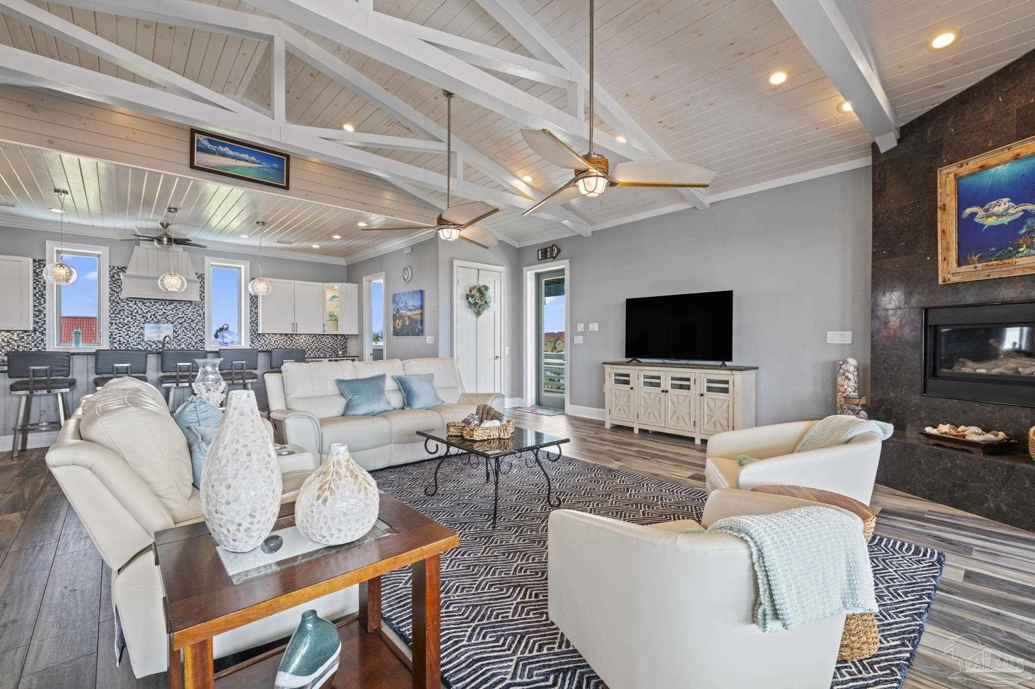 1409 Ariola Dr