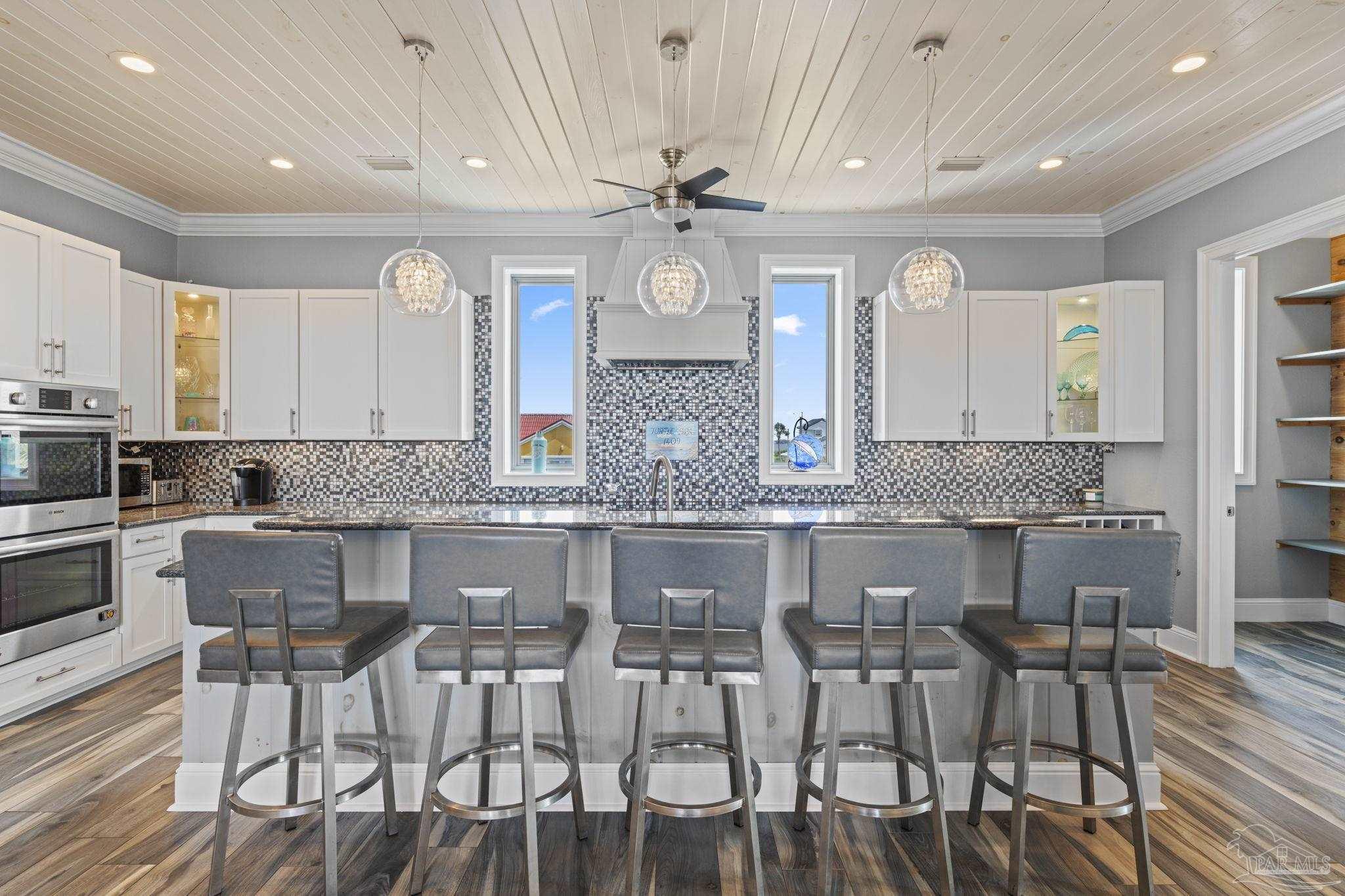 1409 Ariola Dr