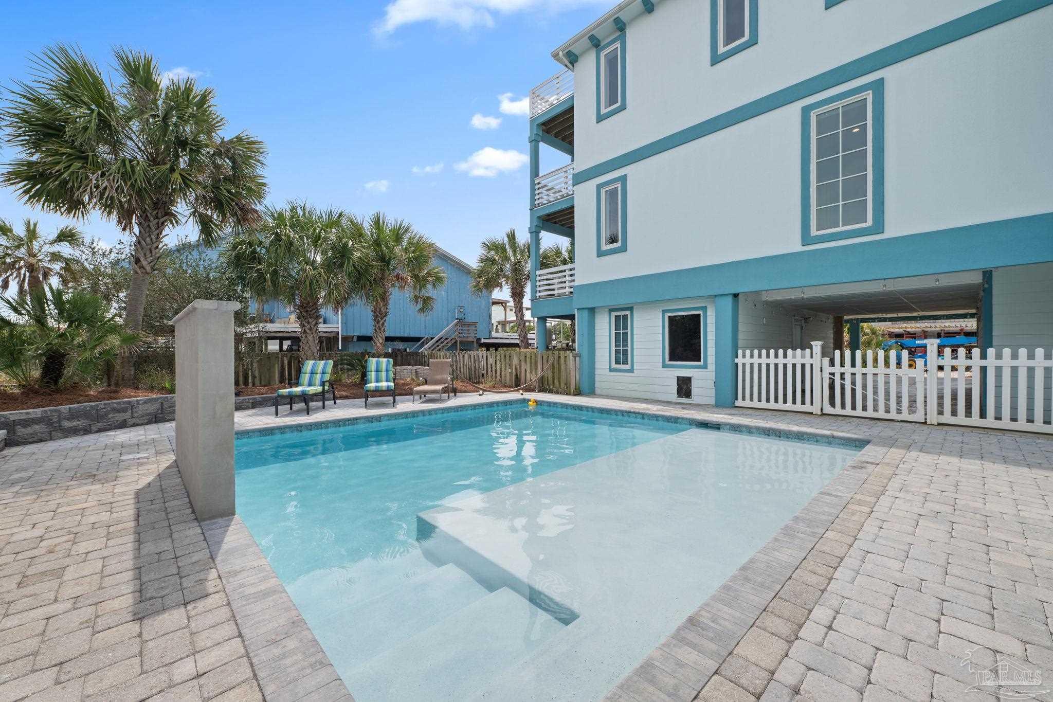 1409 Ariola Dr