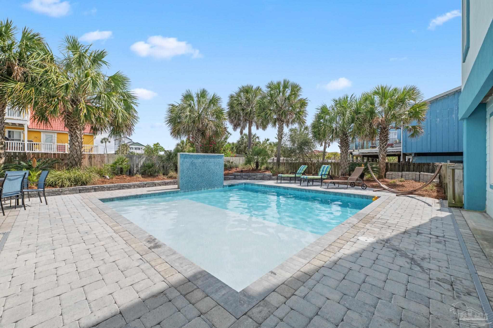 1409 Ariola Dr
