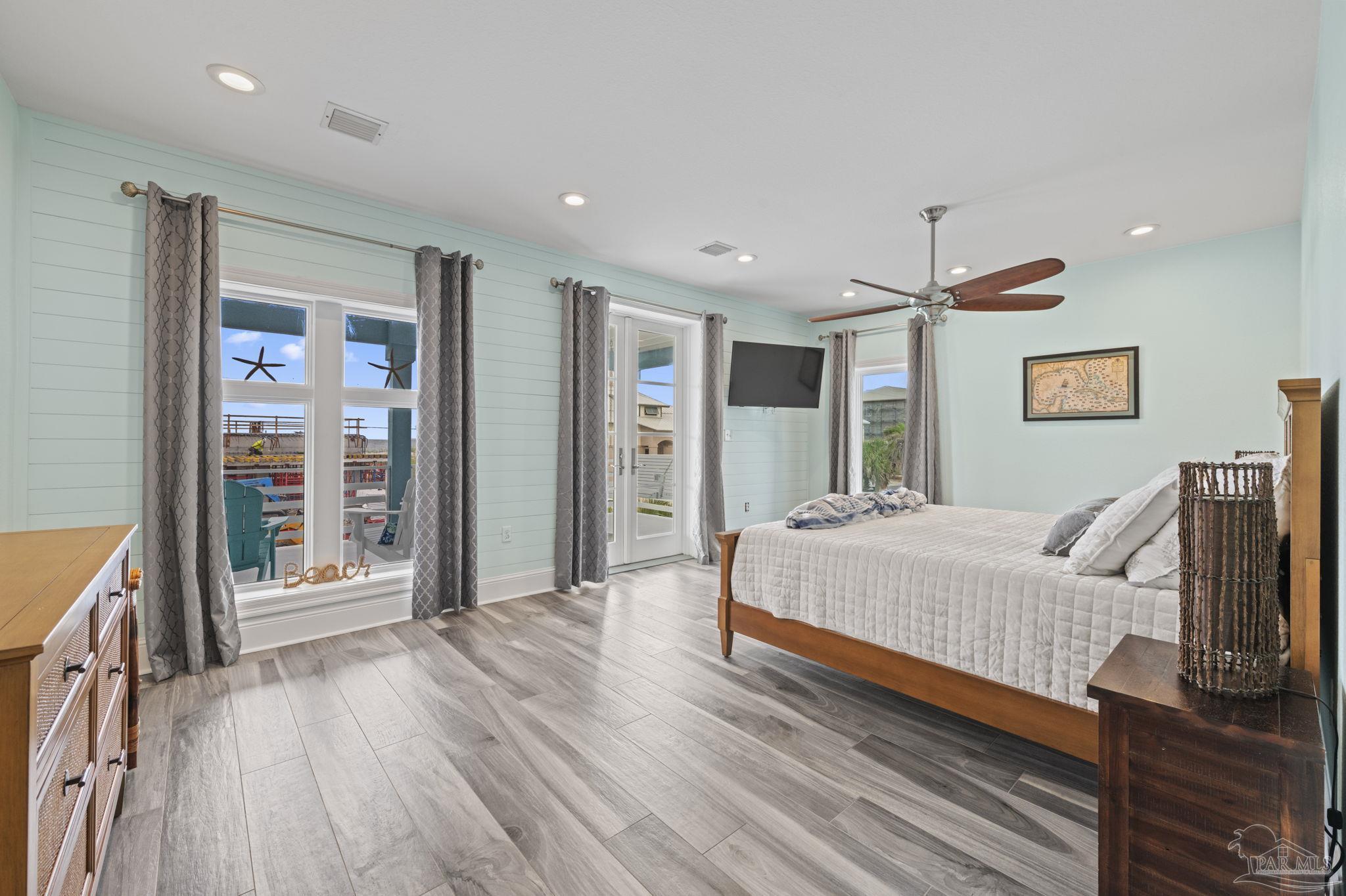 1409 Ariola Dr