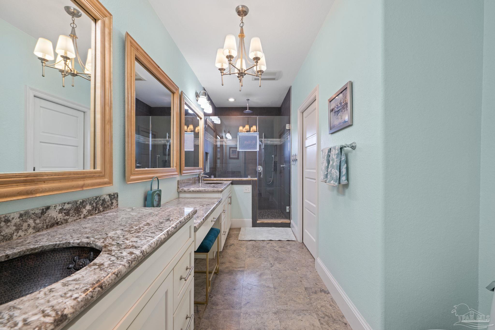 1409 Ariola Dr