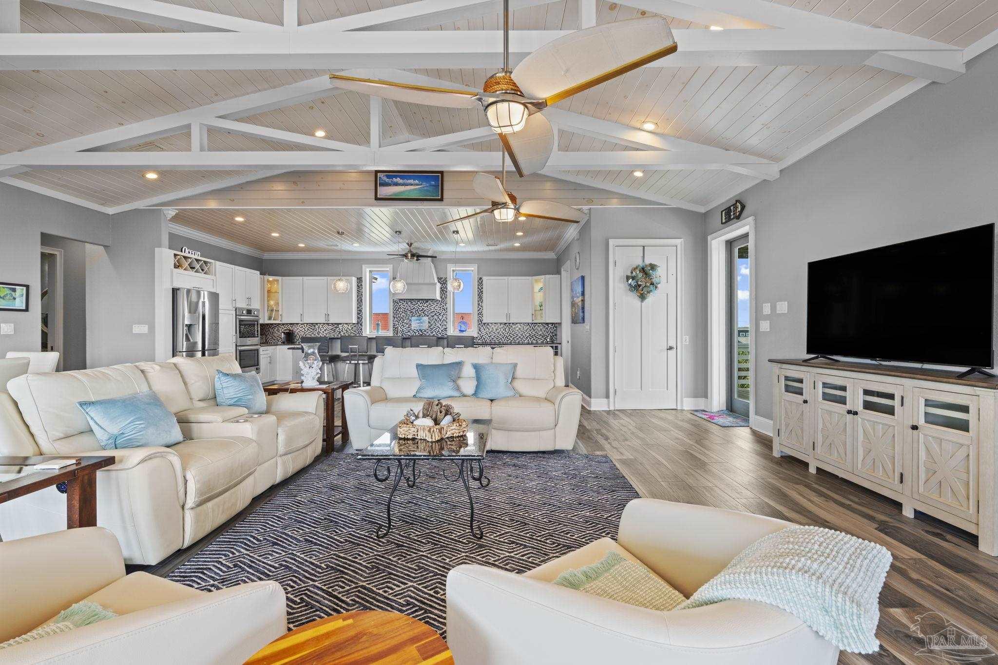 1409 Ariola Dr