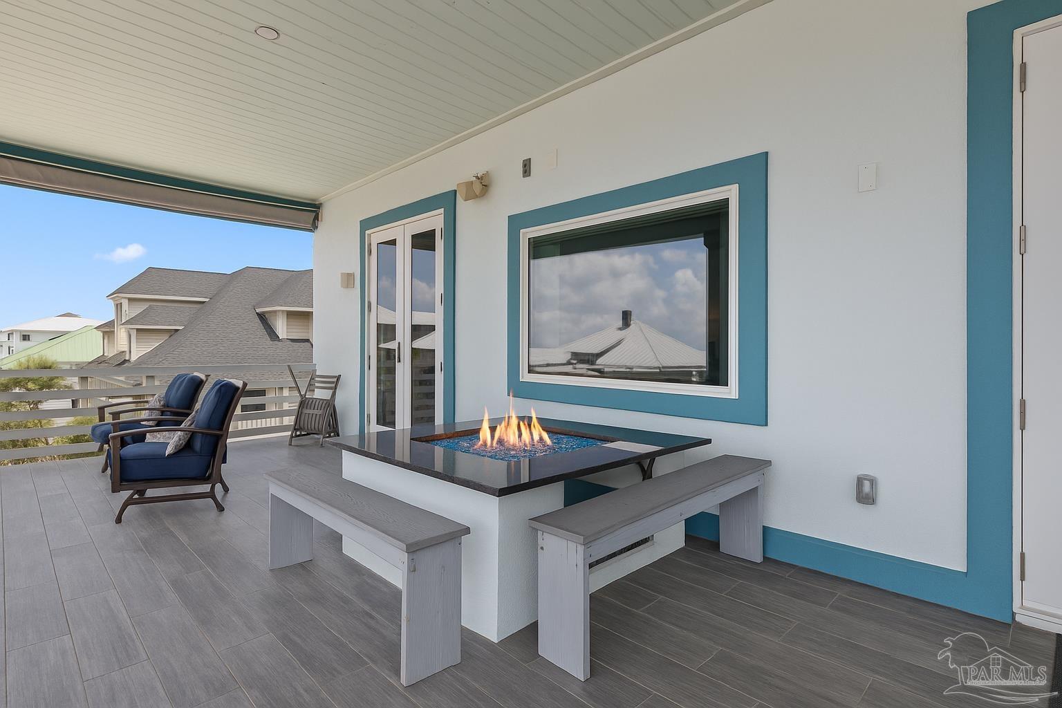 1409 Ariola Dr