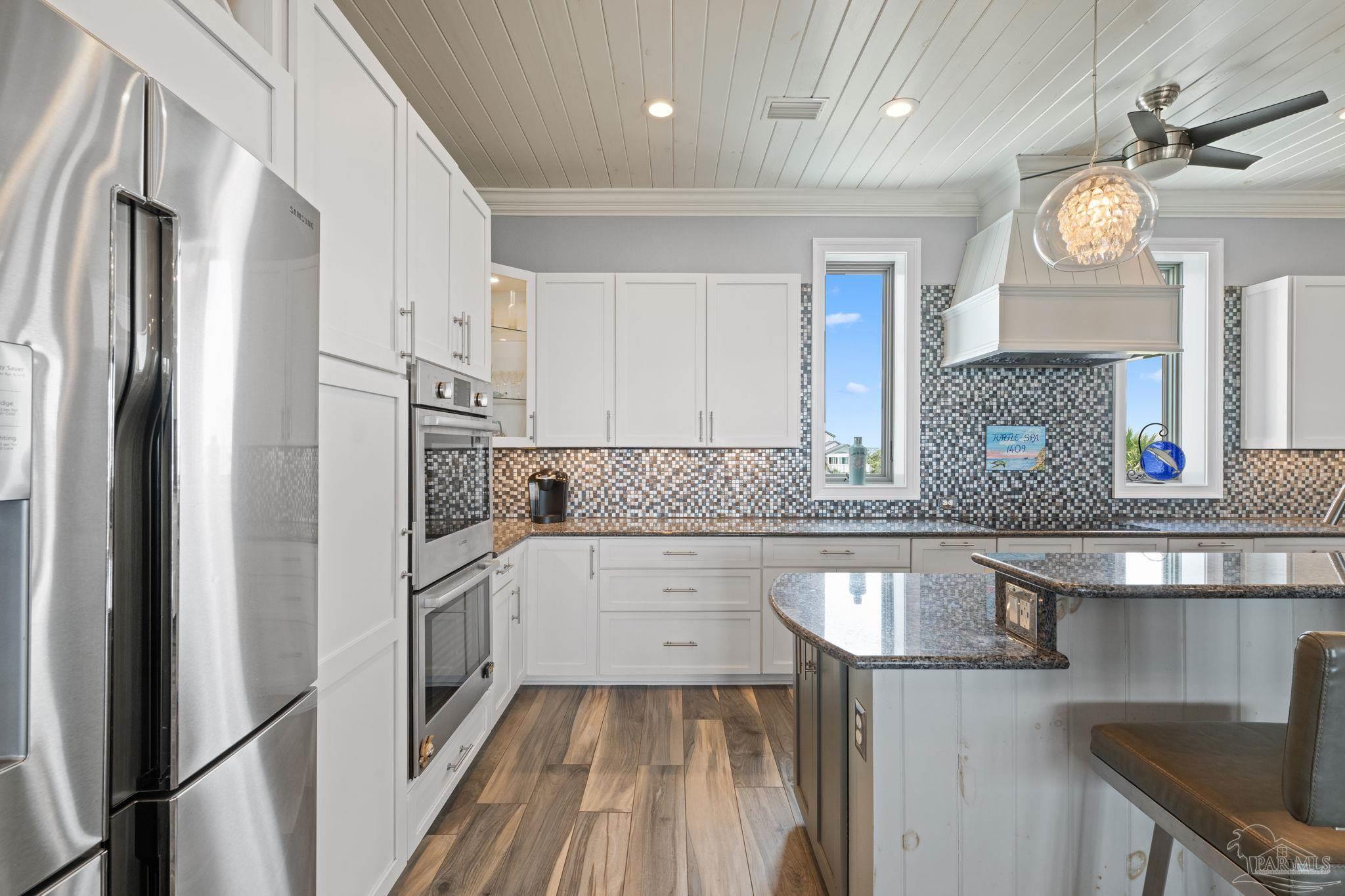 1409 Ariola Dr