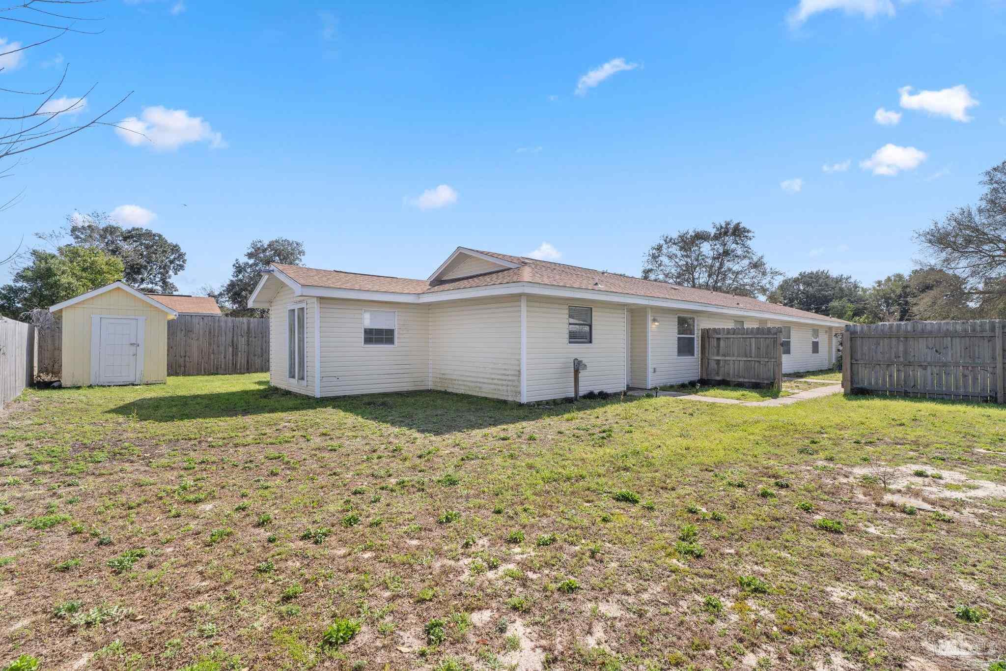 3383 Greenbriar Cir # C Unit: A, B, C