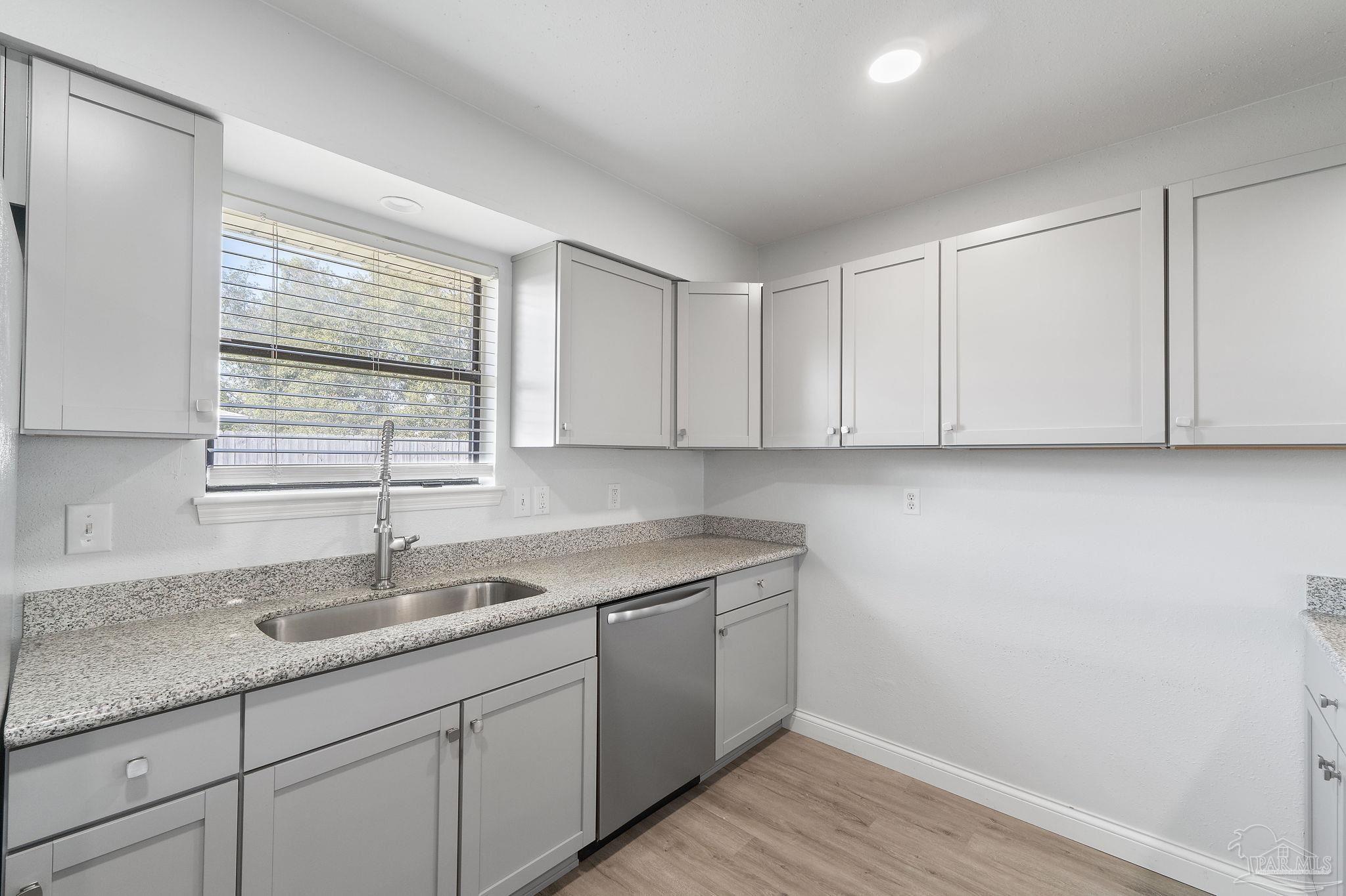3383 Greenbriar Cir # C Unit: A, B, C