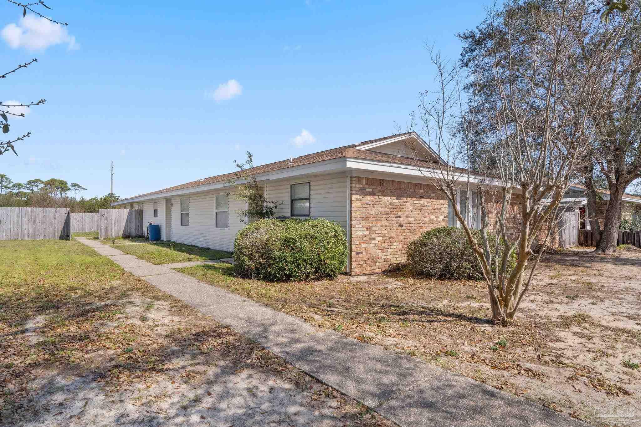 3383 Greenbriar Cir # C Unit: A, B, C