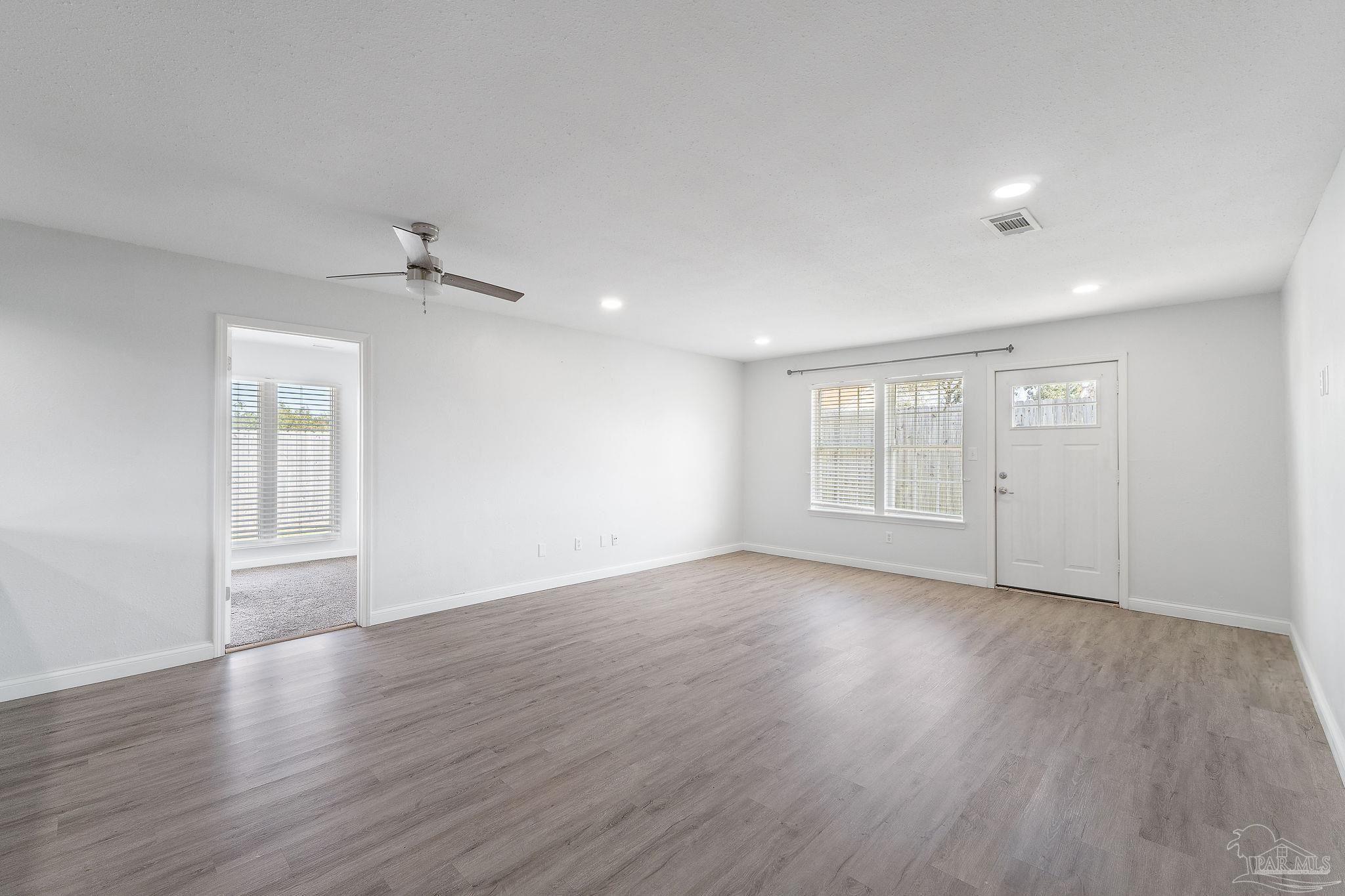 3383 Greenbriar Cir # C Unit: A, B, C