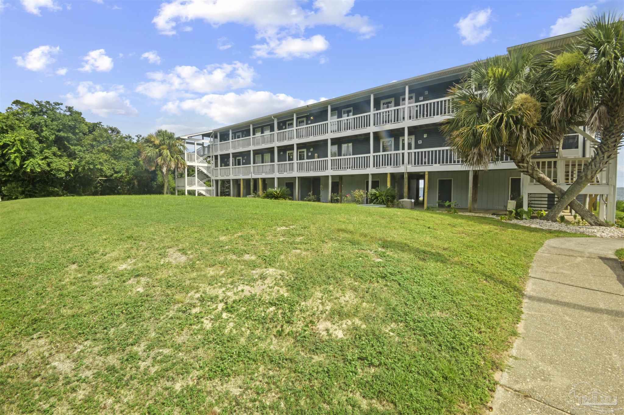 5539 Soundside Dr Unit: N