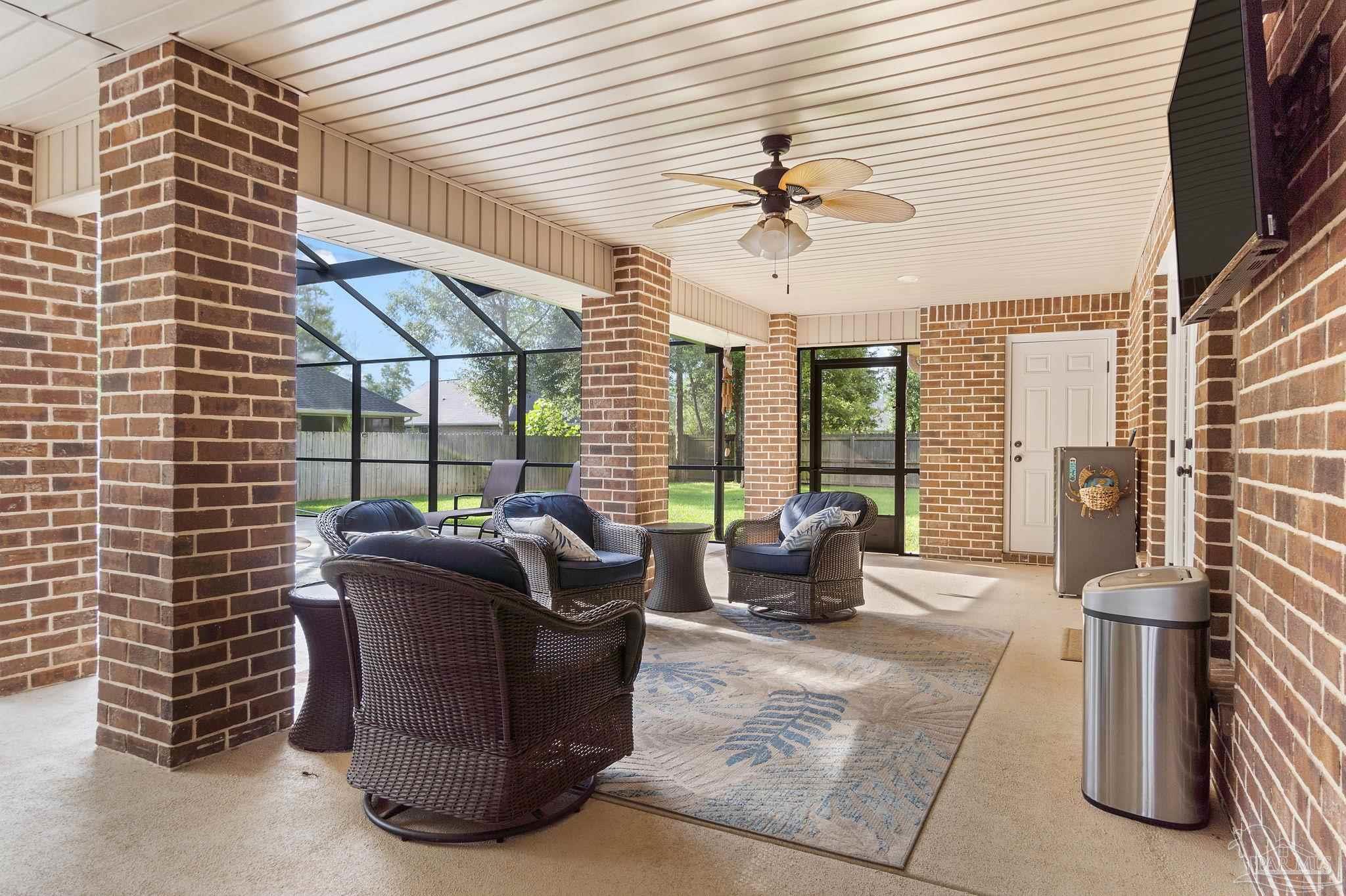6111 Dollarweed Dr