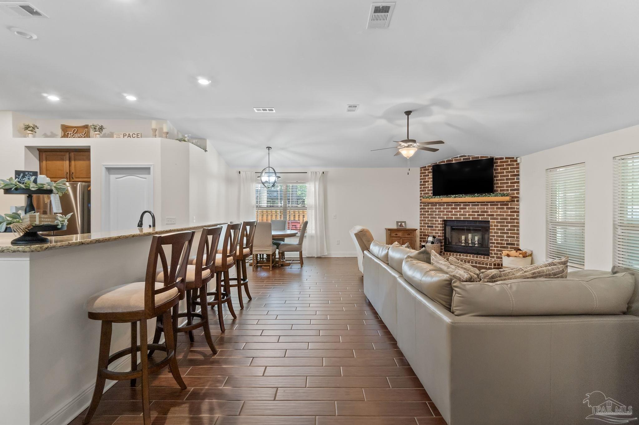 6111 Dollarweed Dr