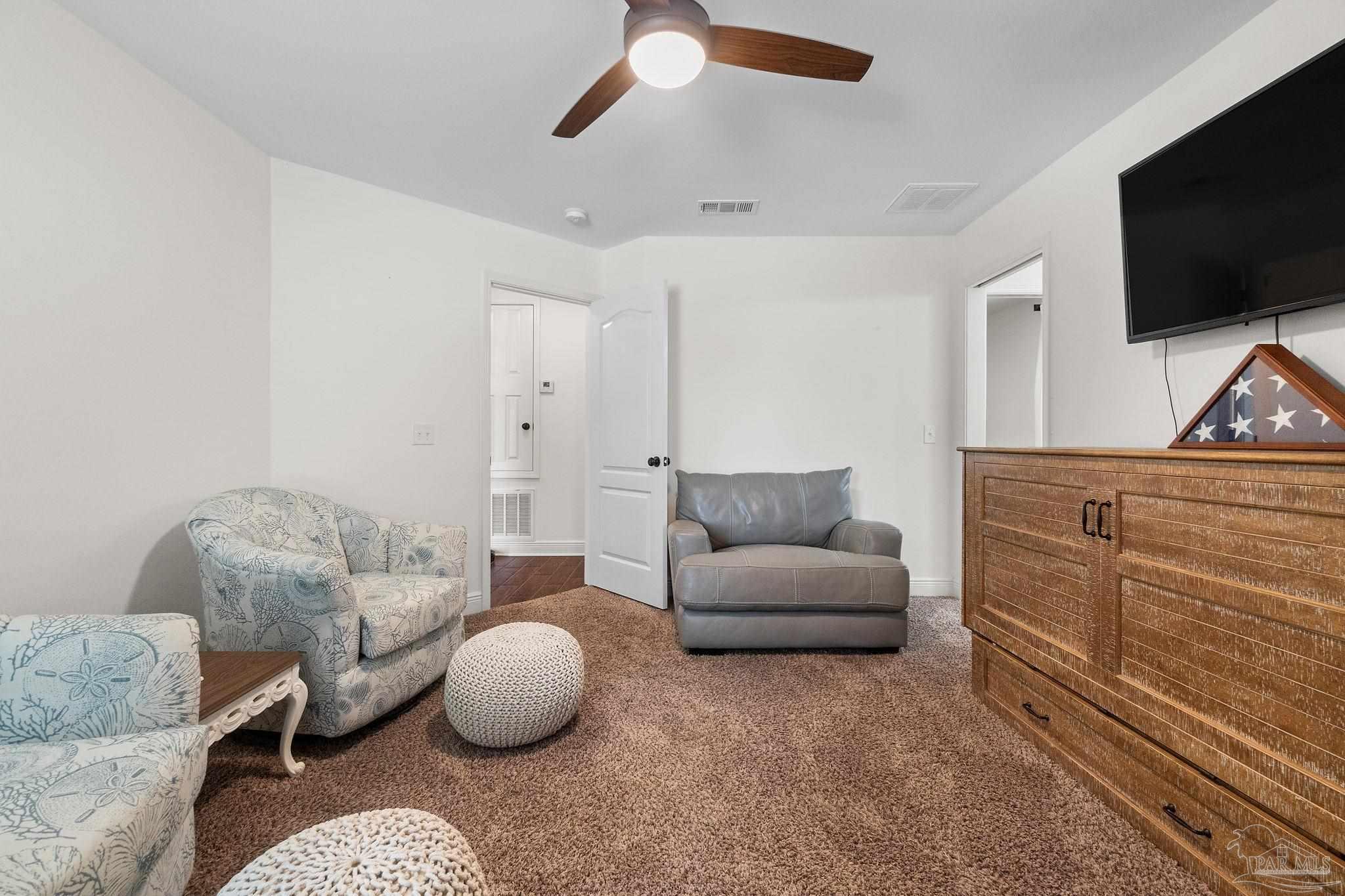 6111 Dollarweed Dr
