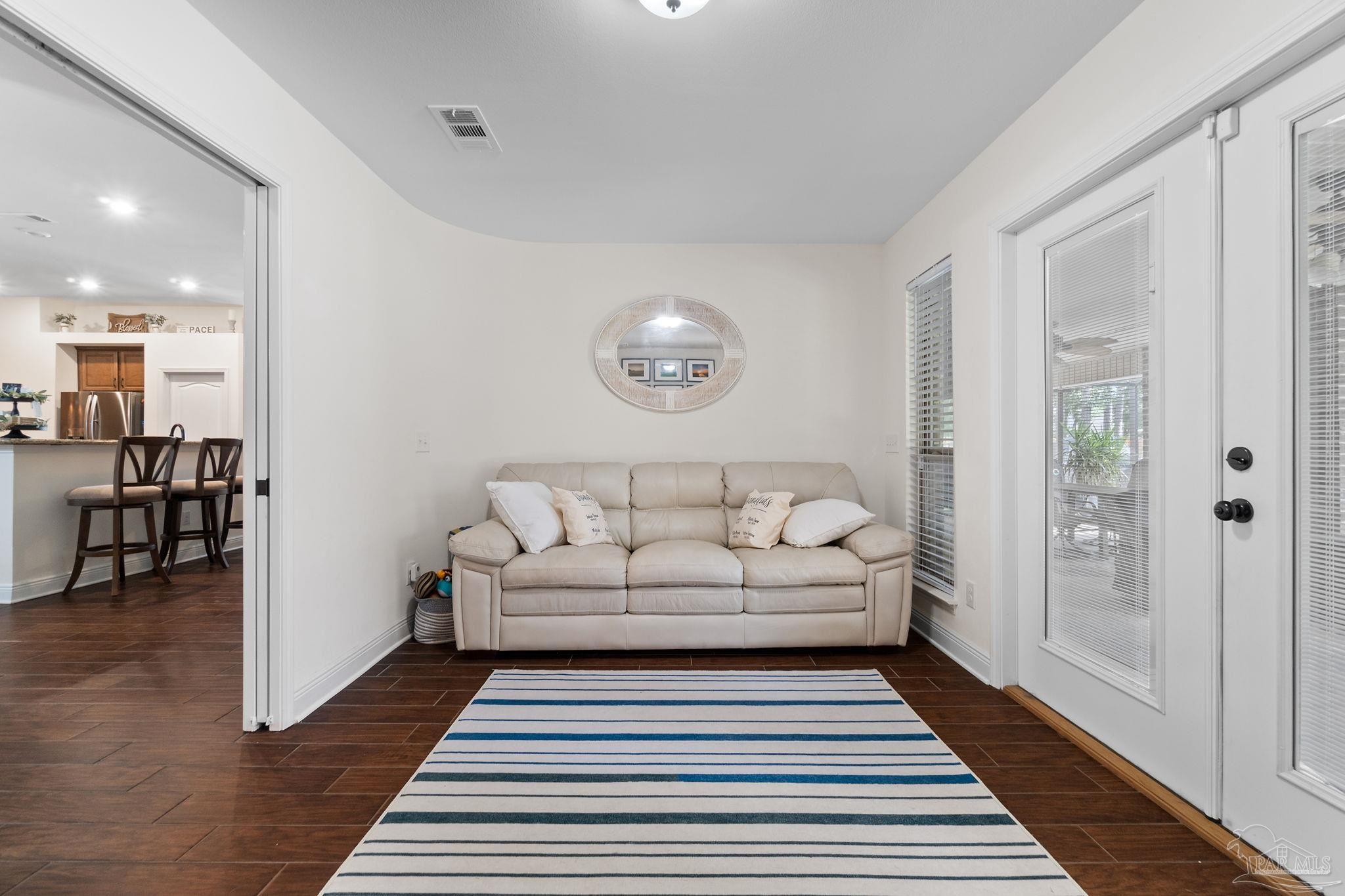 6111 Dollarweed Dr