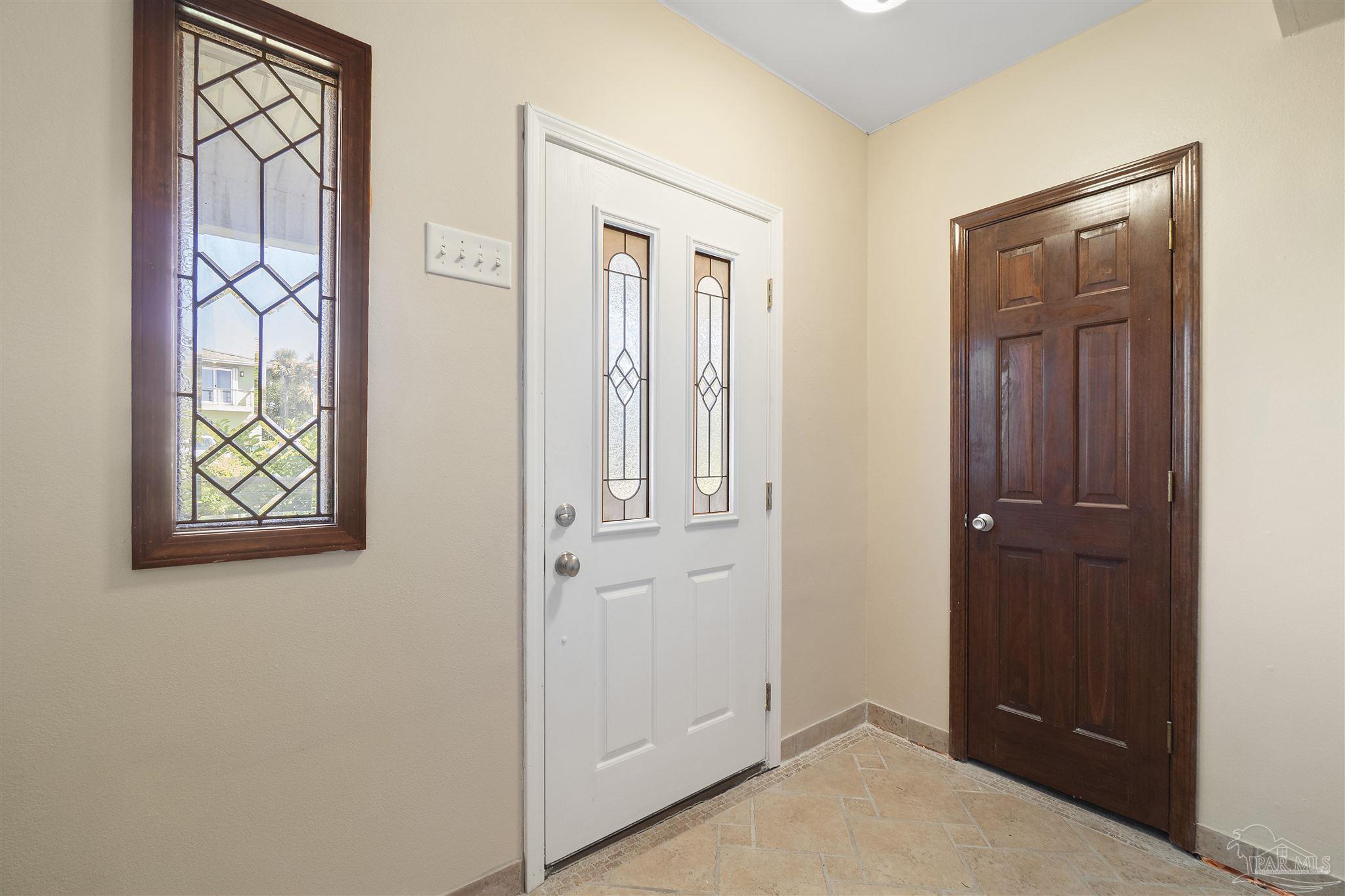 143 Le Port Dr