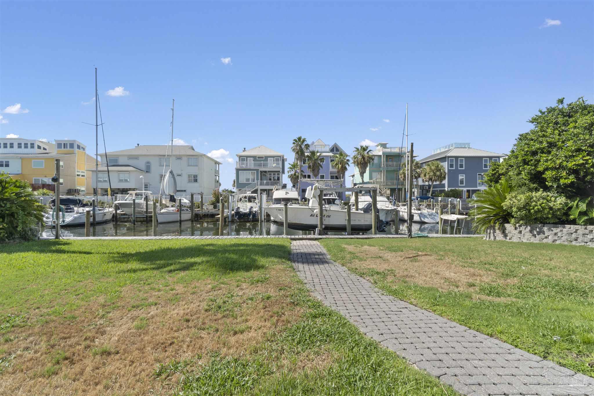 143 Le Port Dr