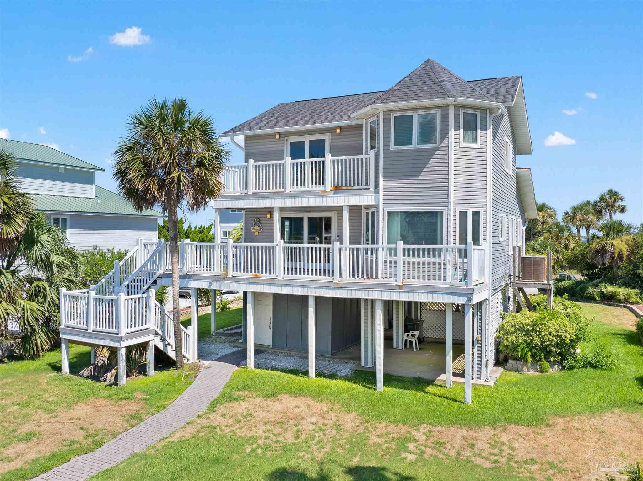 143 Le Port Dr