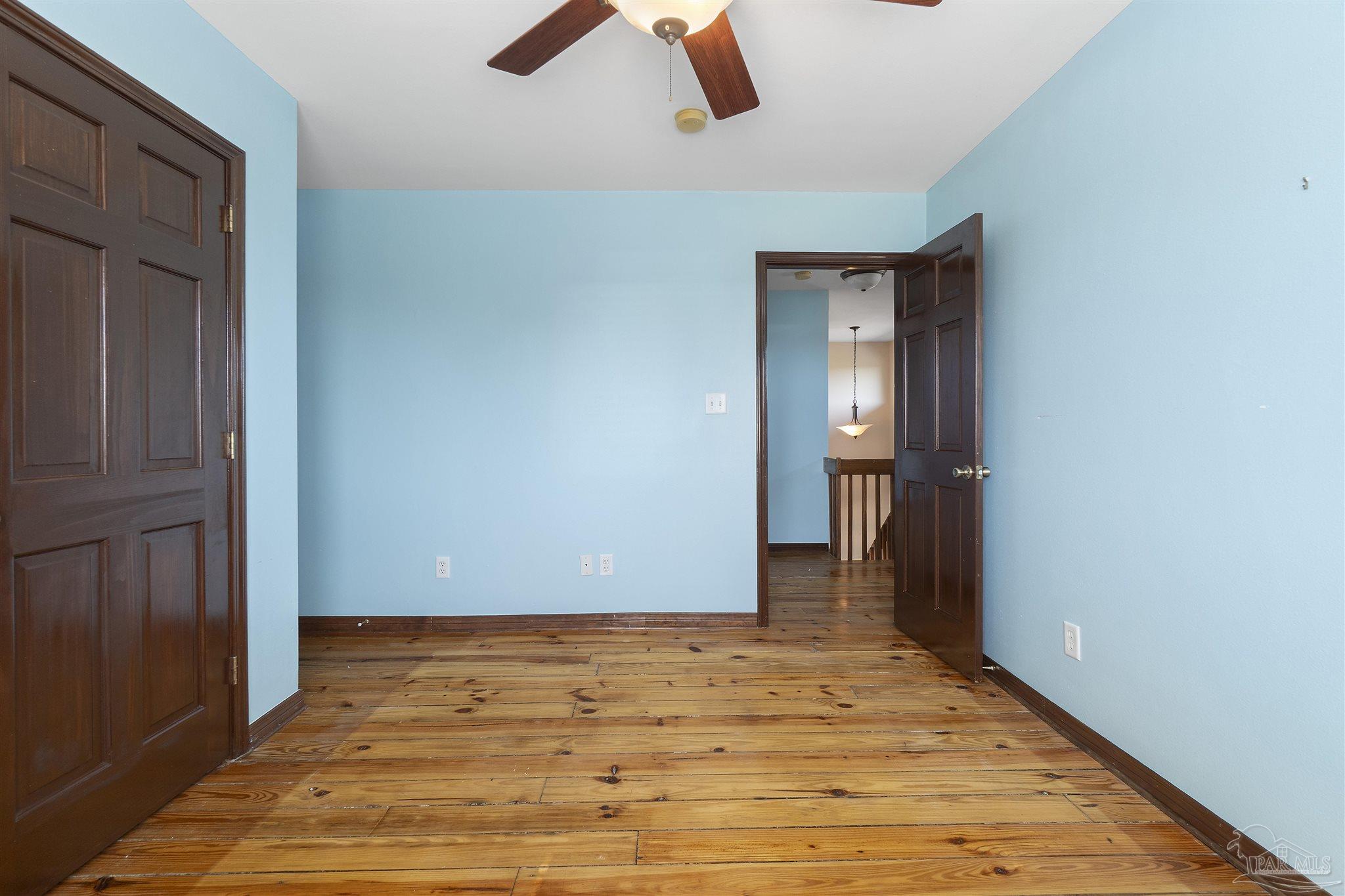 143 Le Port Dr