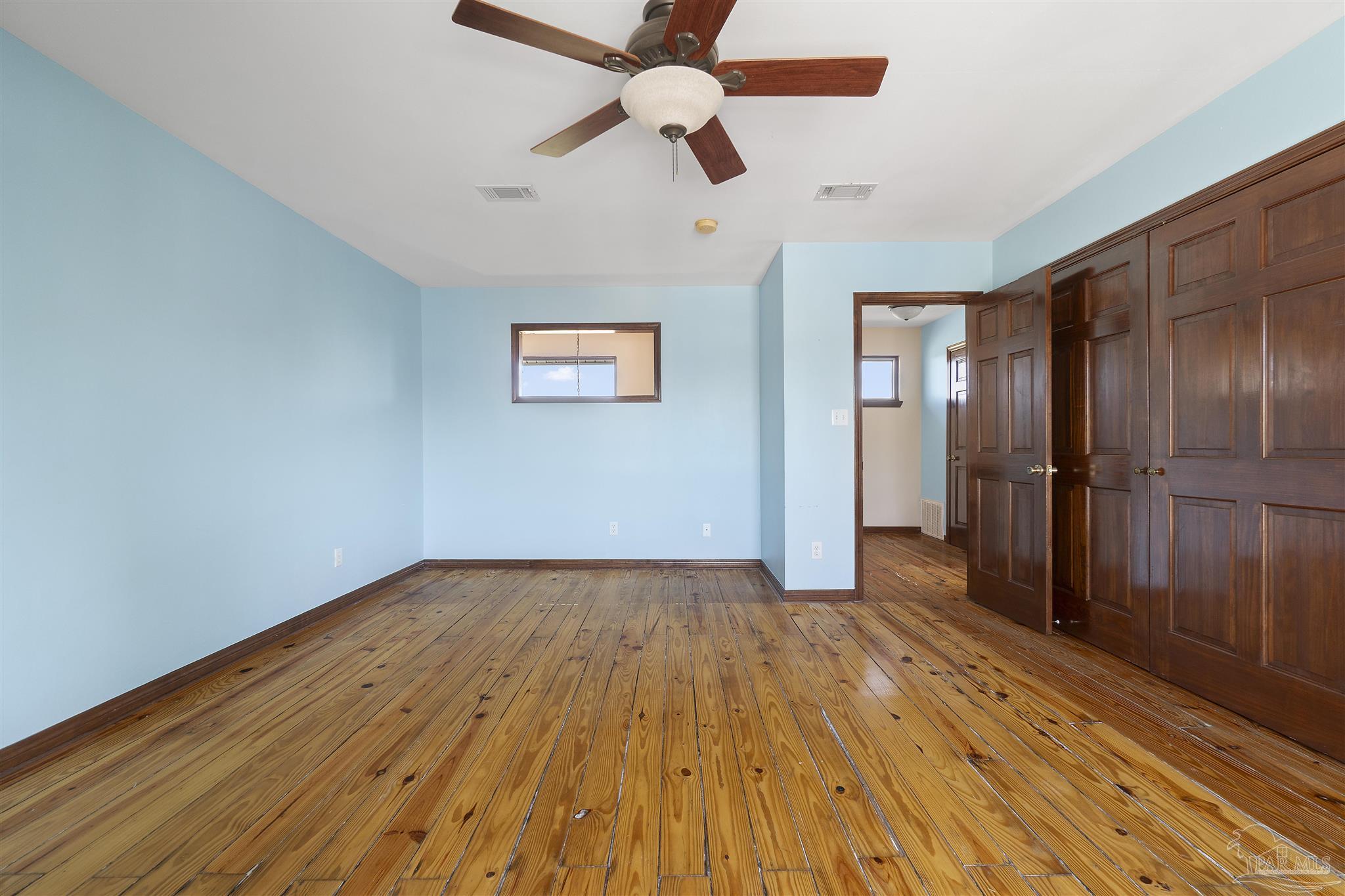 143 Le Port Dr