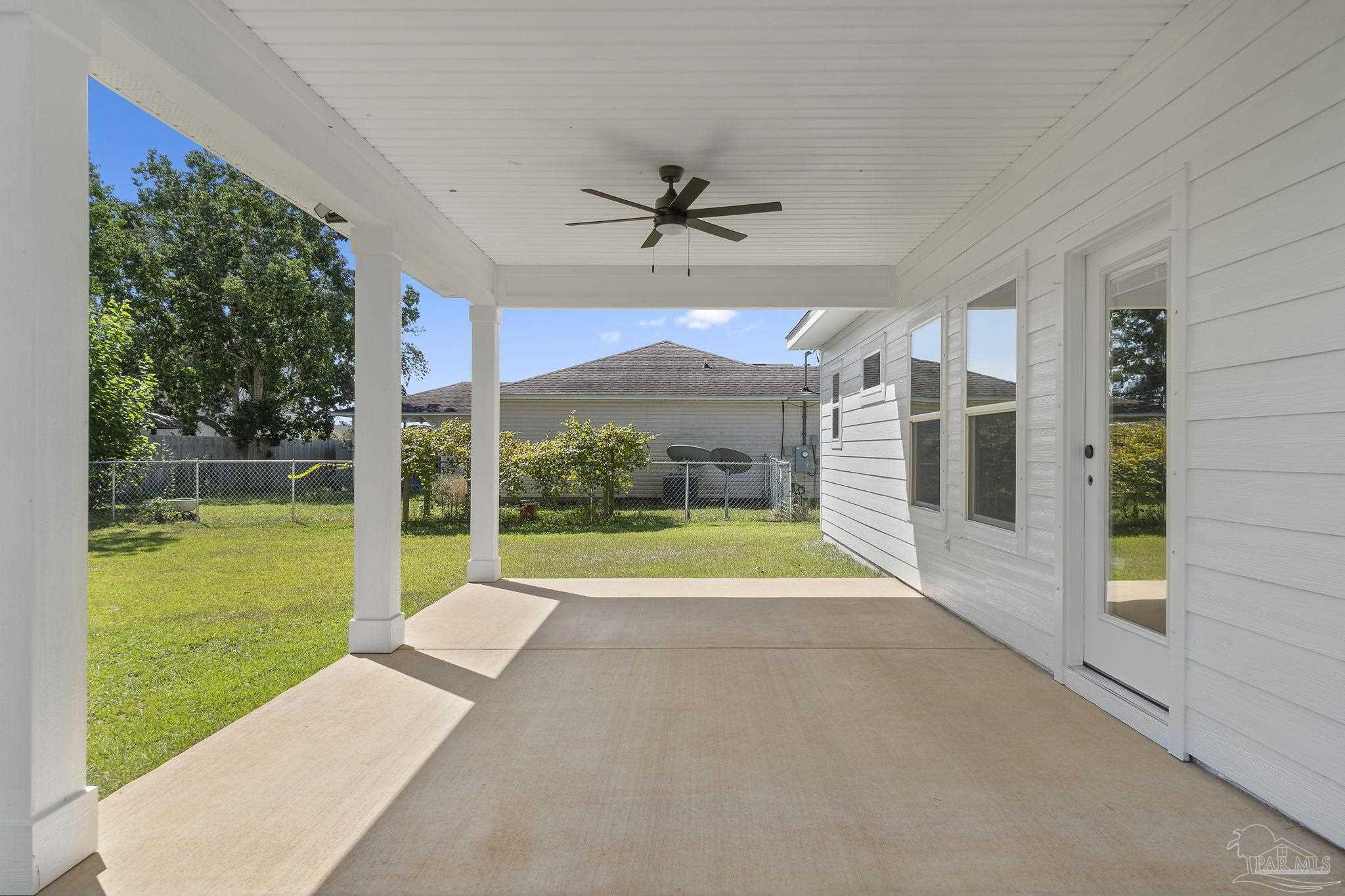 1620 Woodlawn Beach Rd