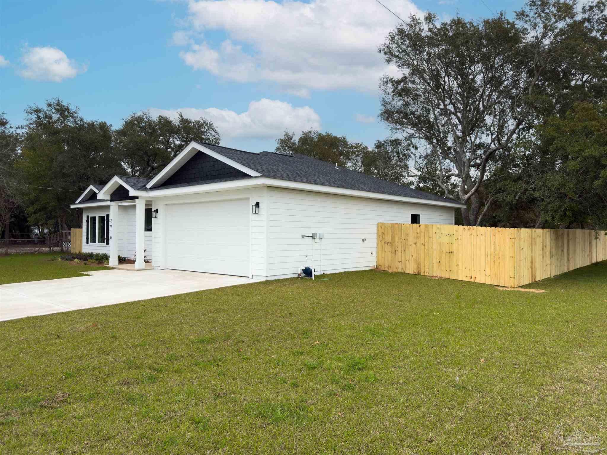1620 Woodlawn Beach Rd