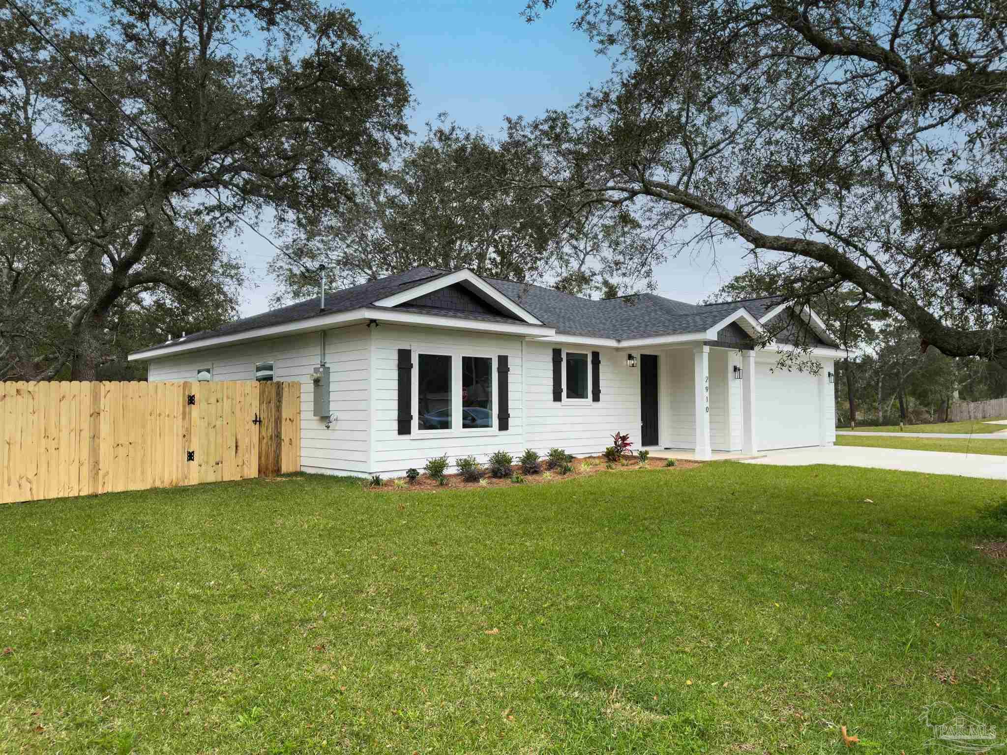 1620 Woodlawn Beach Rd