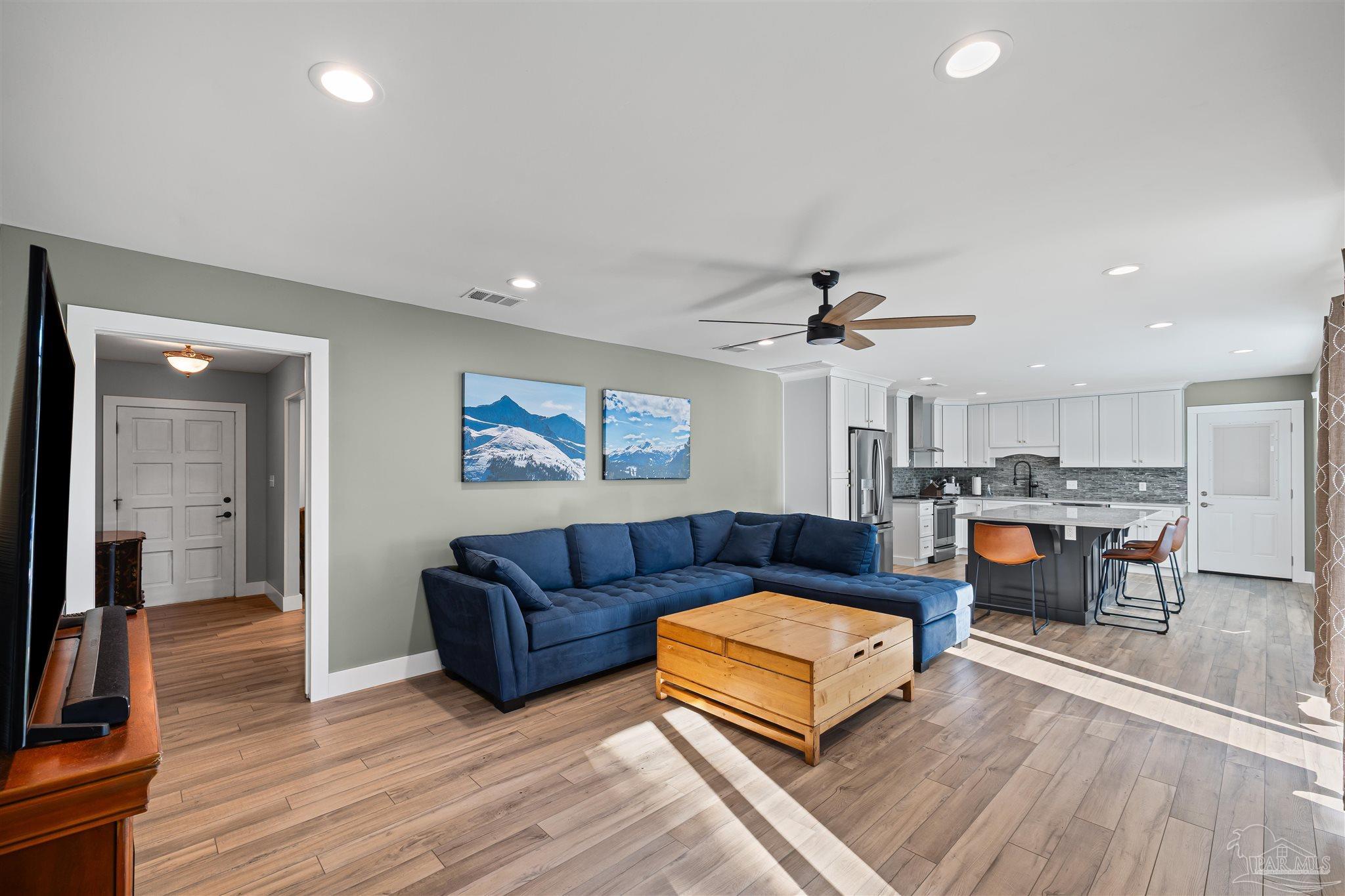 405 Silverthorn Rd, Gulf Breeze