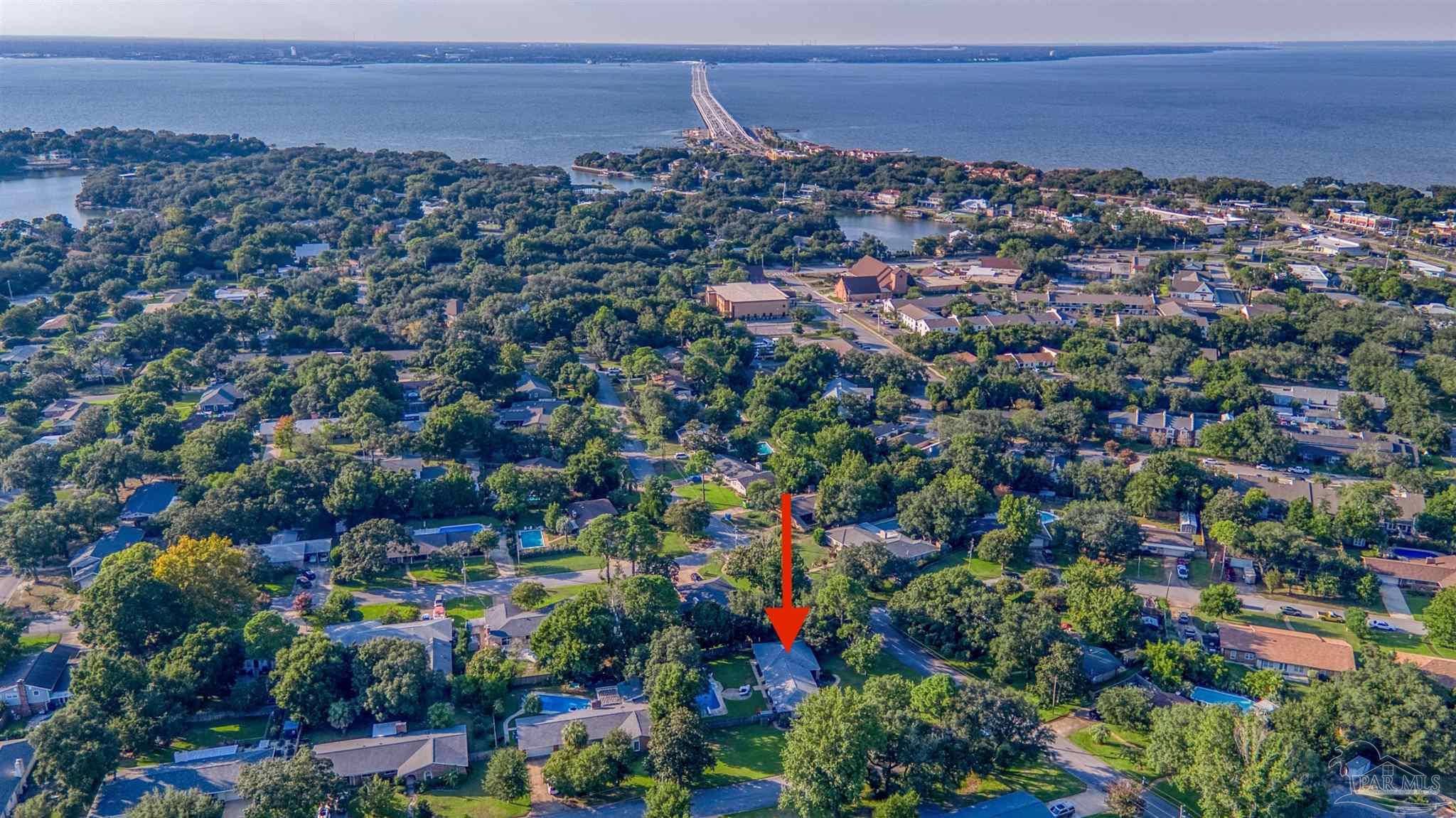 405 Silverthorn Rd, Gulf Breeze