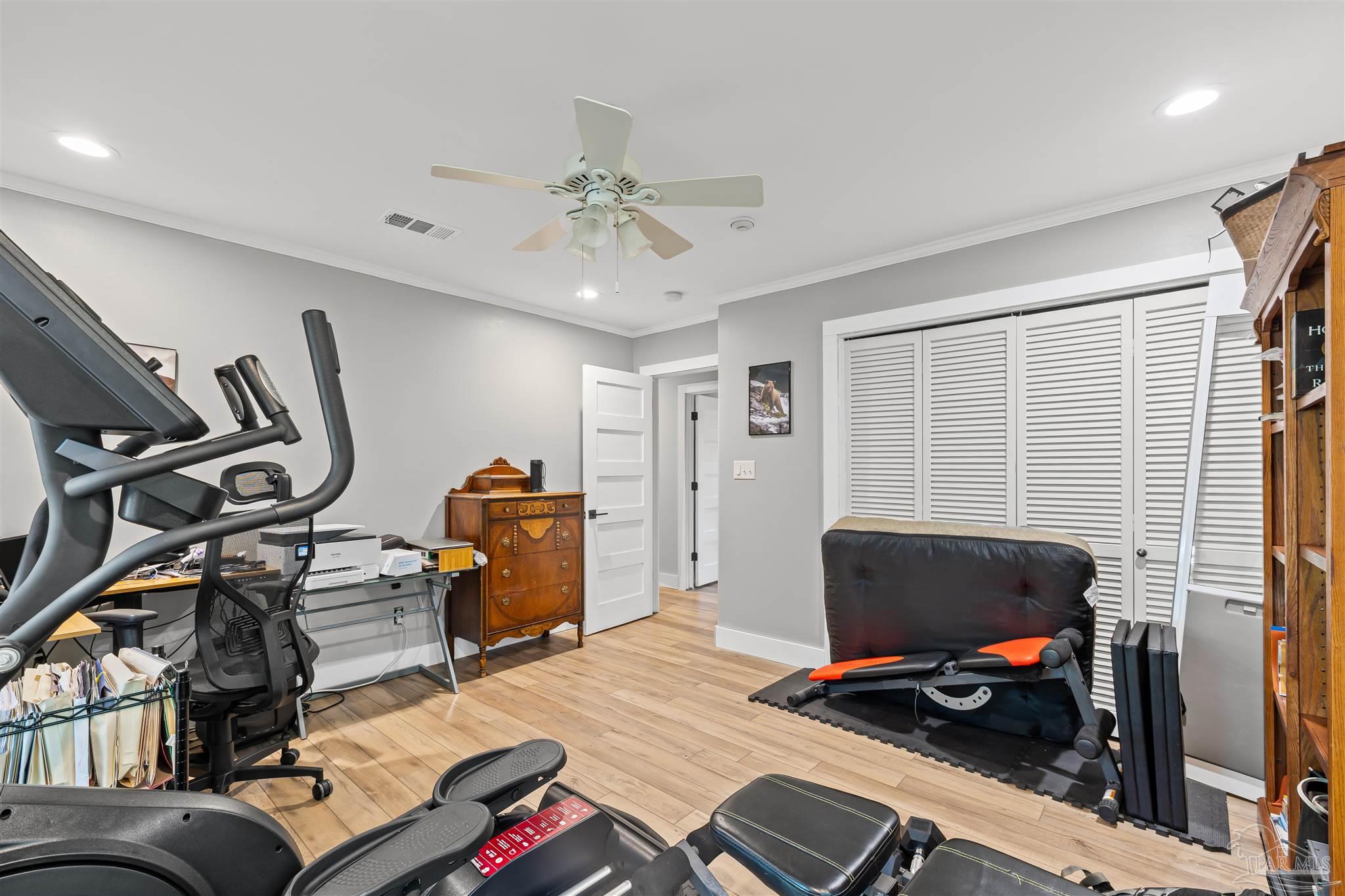 405 Silverthorn Rd, Gulf Breeze