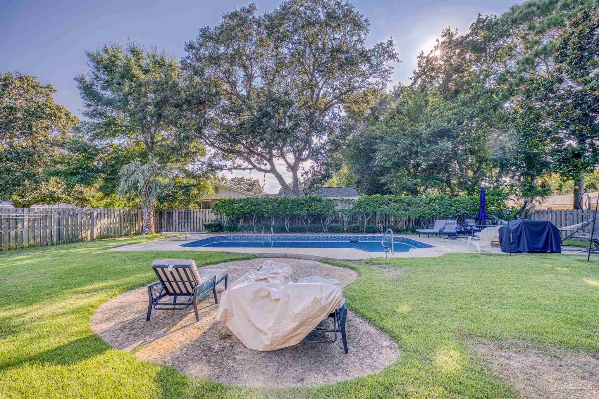 405 Silverthorn Rd, Gulf Breeze