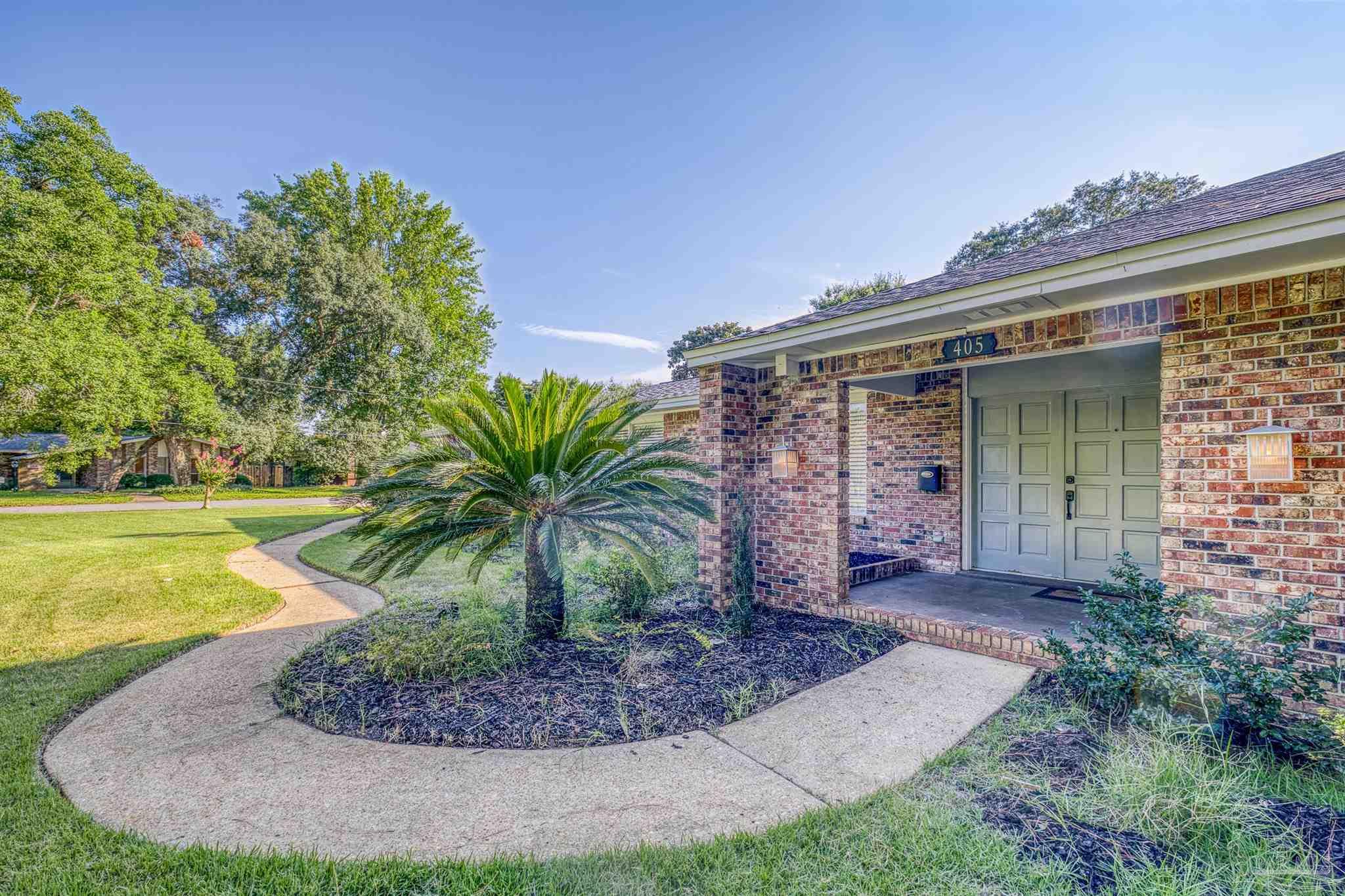 405 Silverthorn Rd, Gulf Breeze