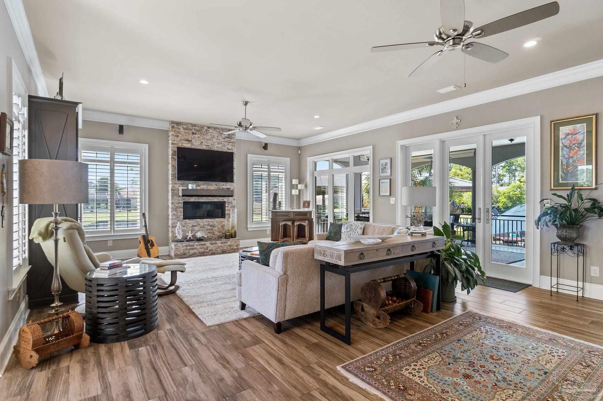 1639 Llani Ln