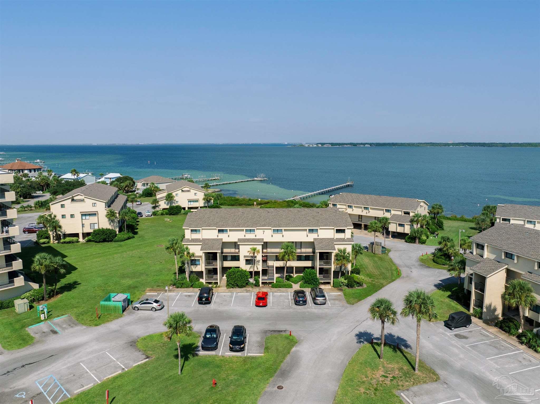 900 Ft Pickens Rd # 721