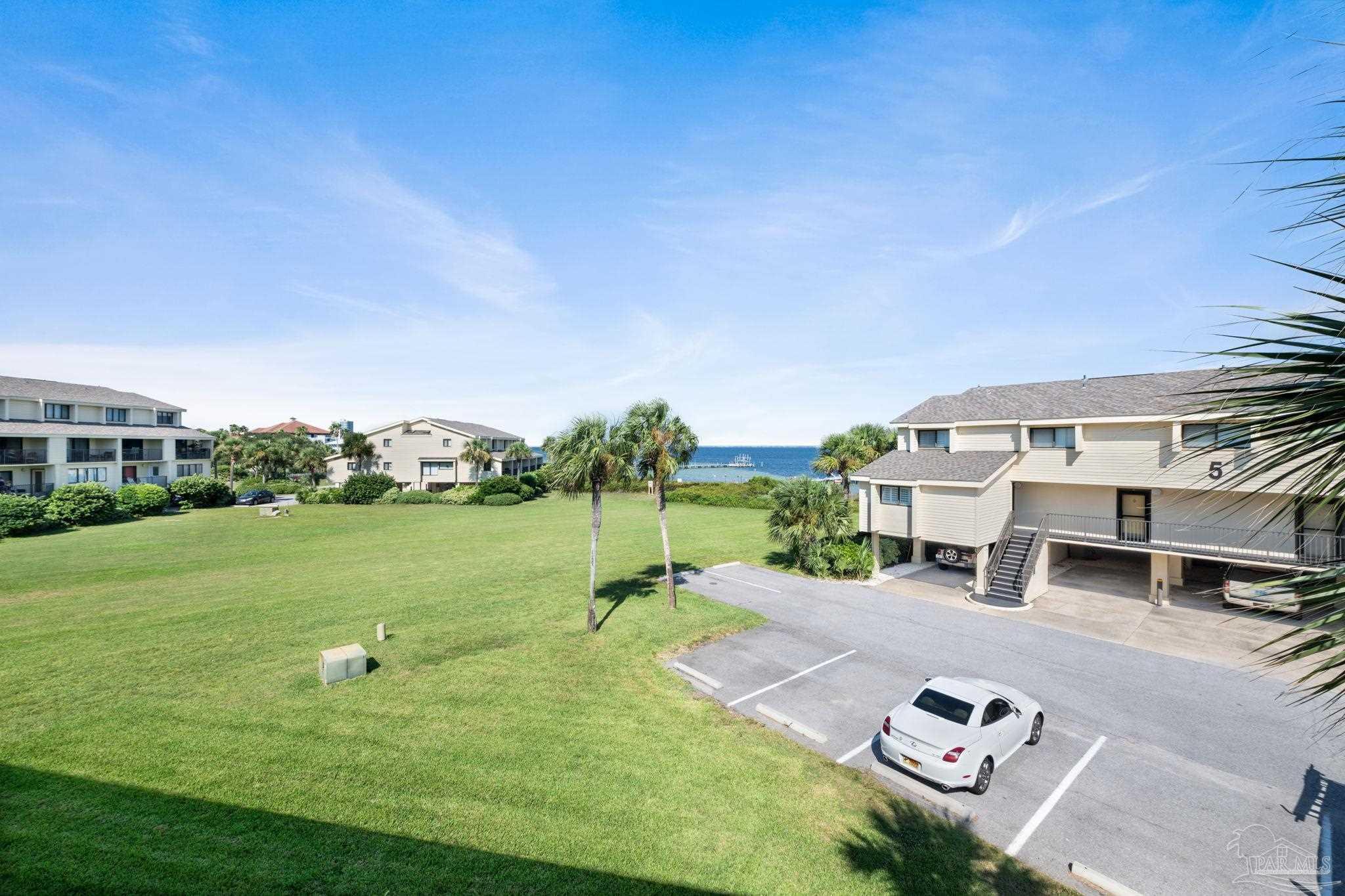 900 Ft Pickens Rd # 721