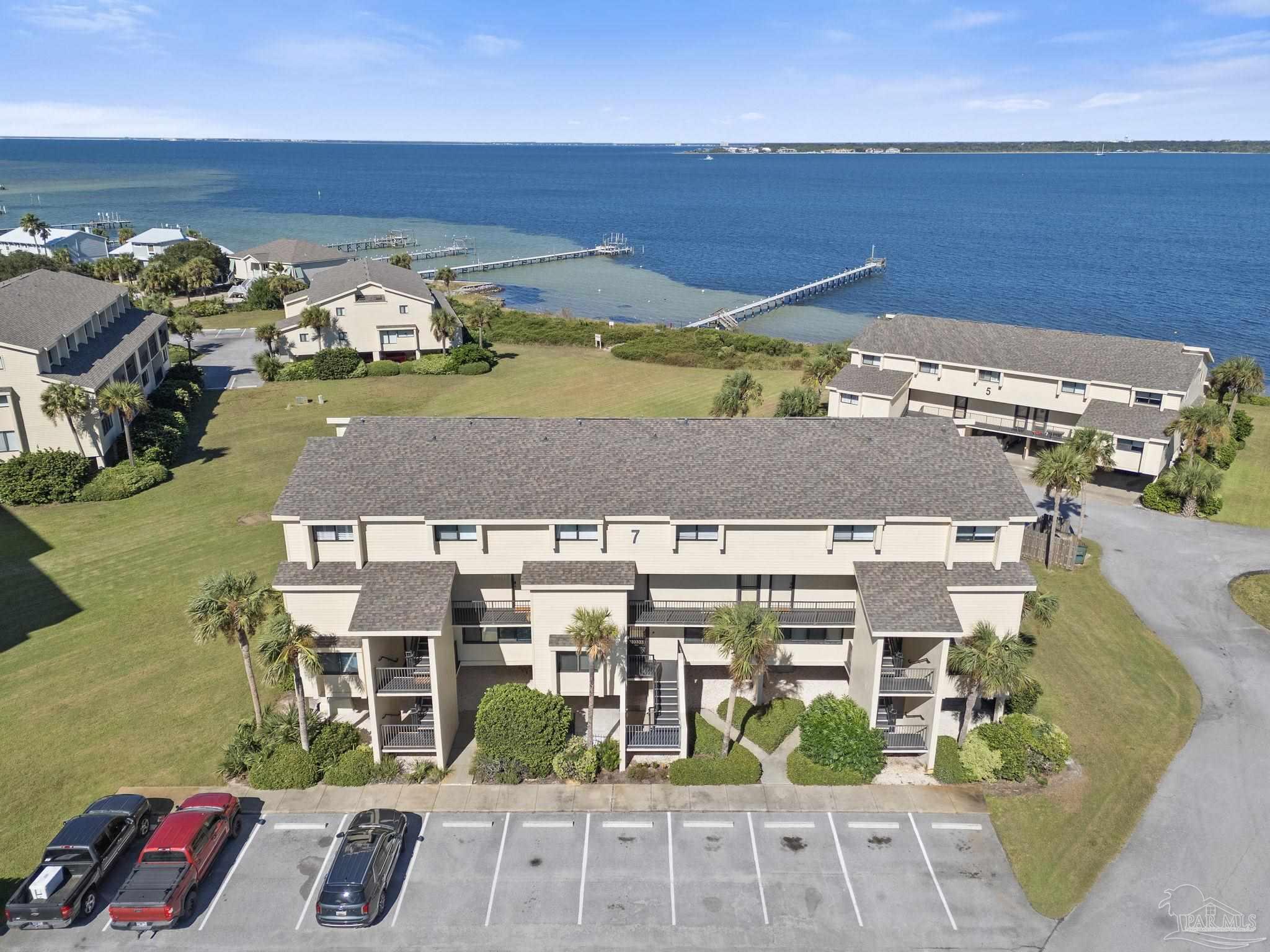 900 Ft Pickens Rd # 721
