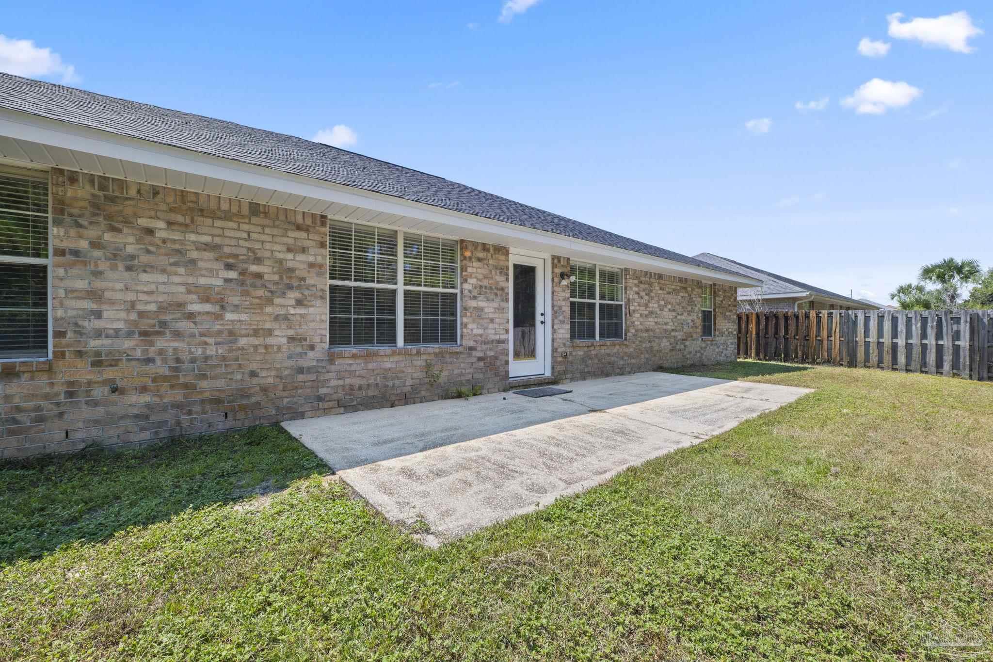 8132 Hartington Dr
