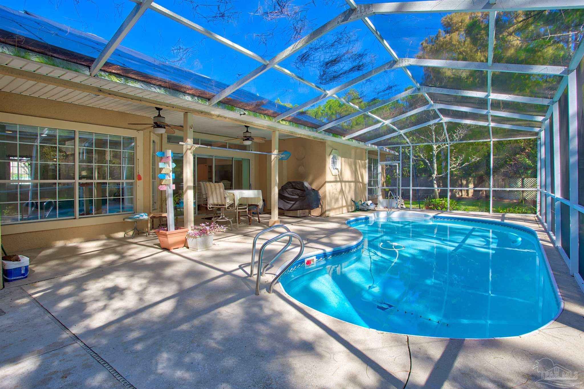 1284 Point East Cir