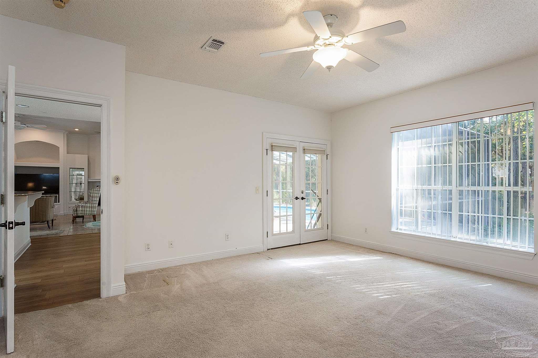 1284 Point East Cir