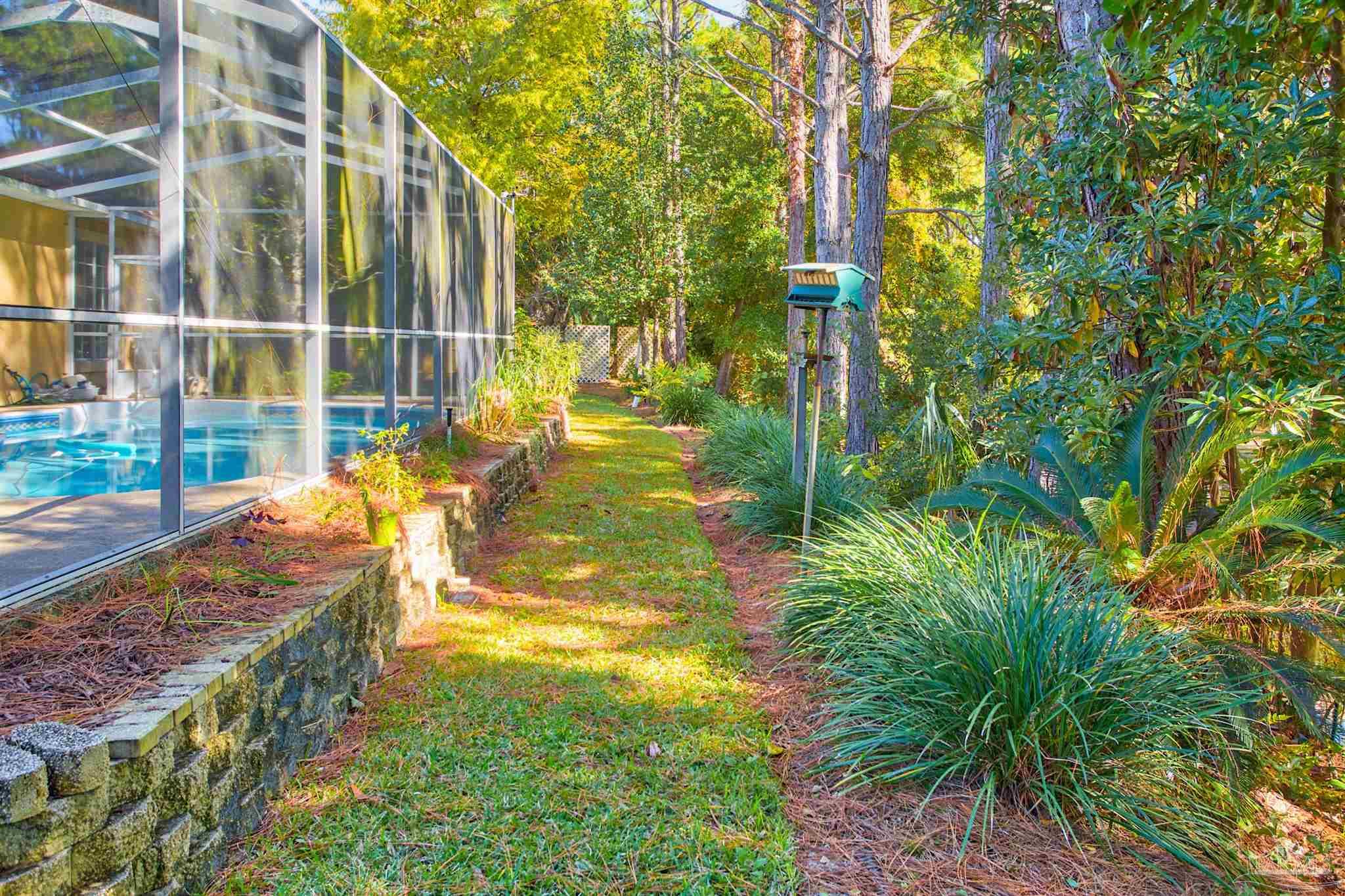 1284 Point East Cir