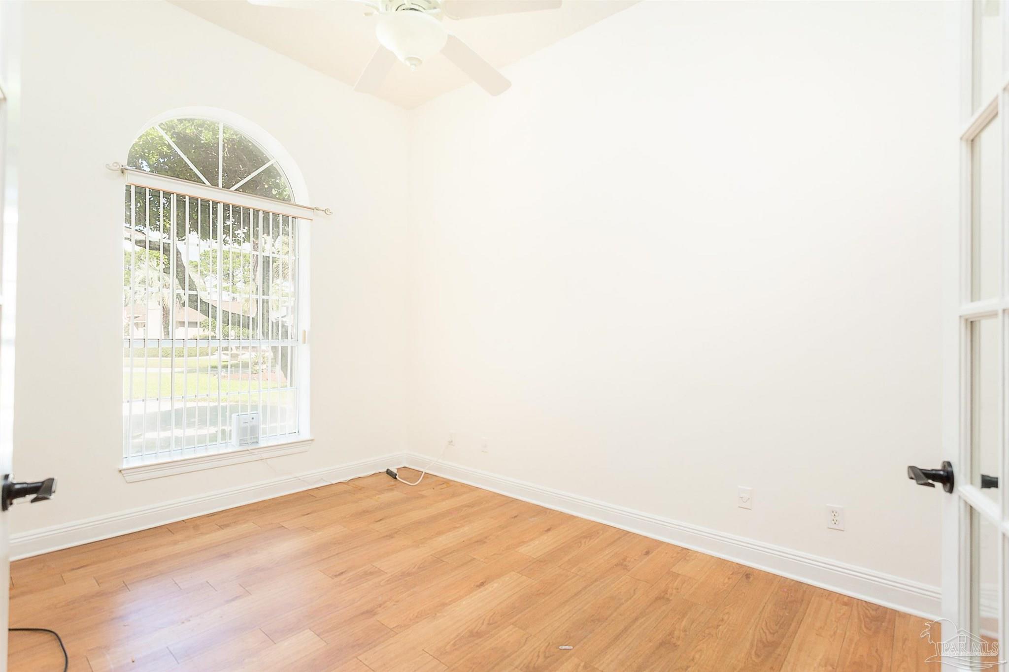 1284 Point East Cir