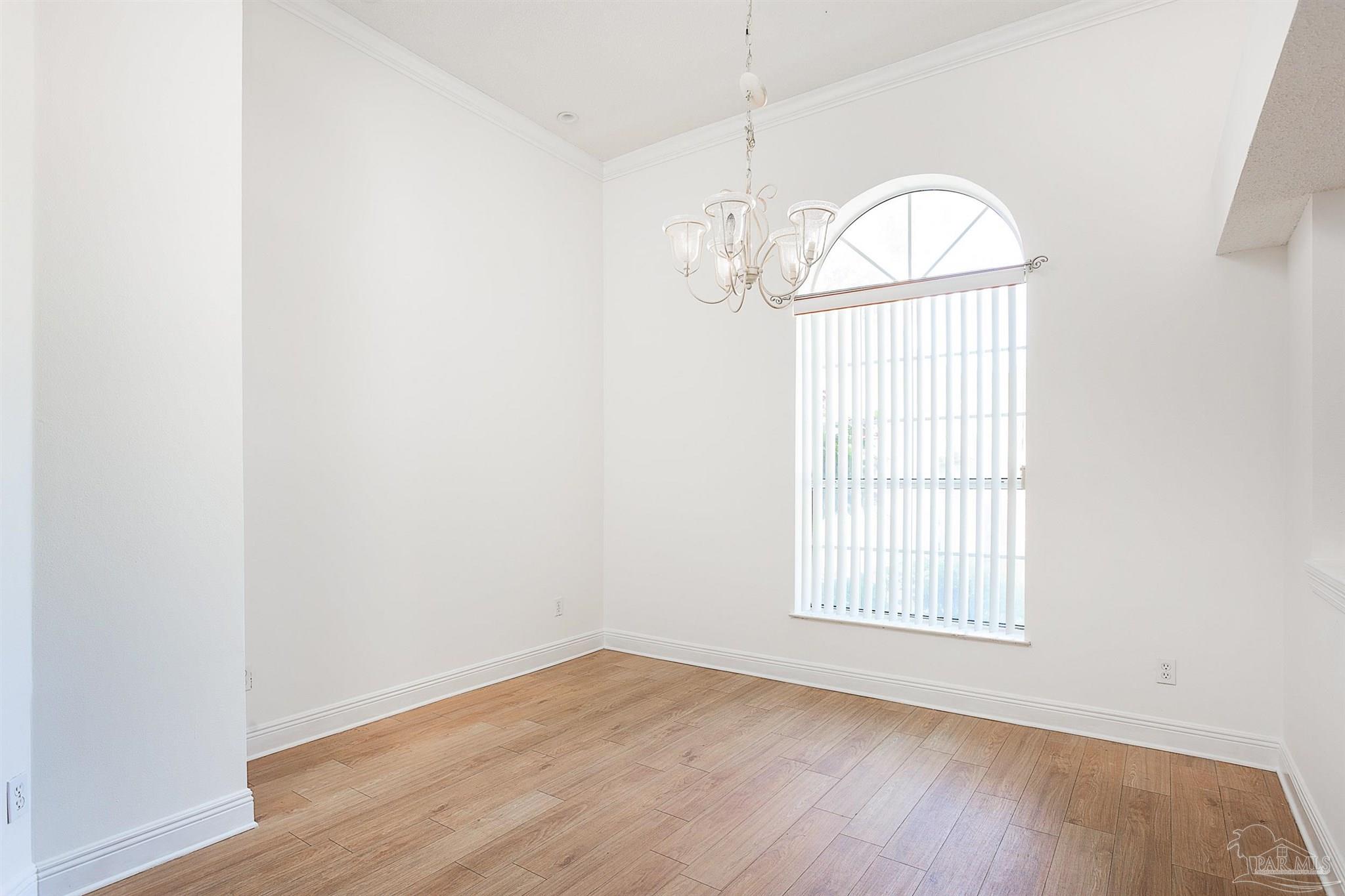 1284 Point East Cir