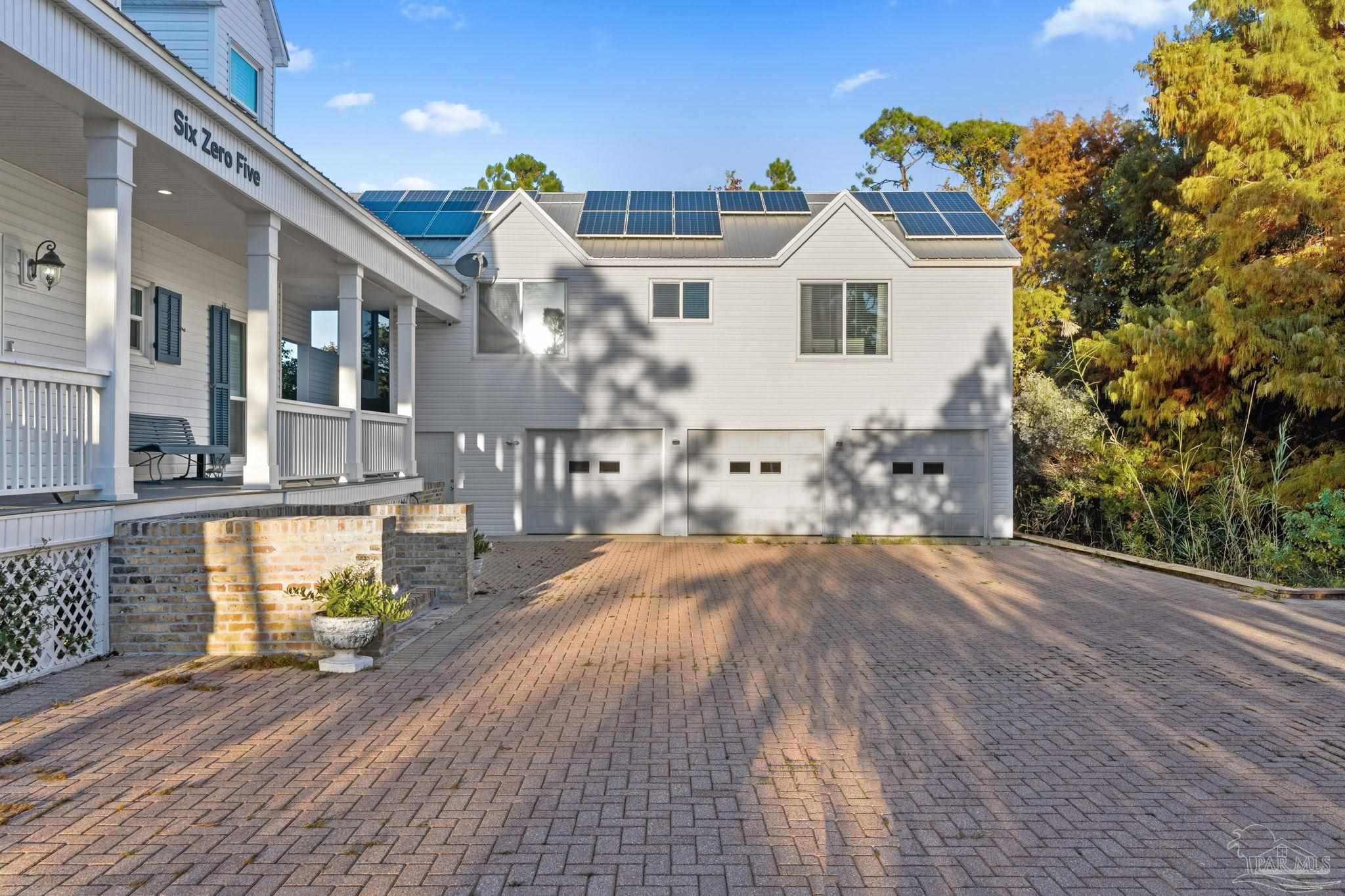 605 Chesapeake Dr