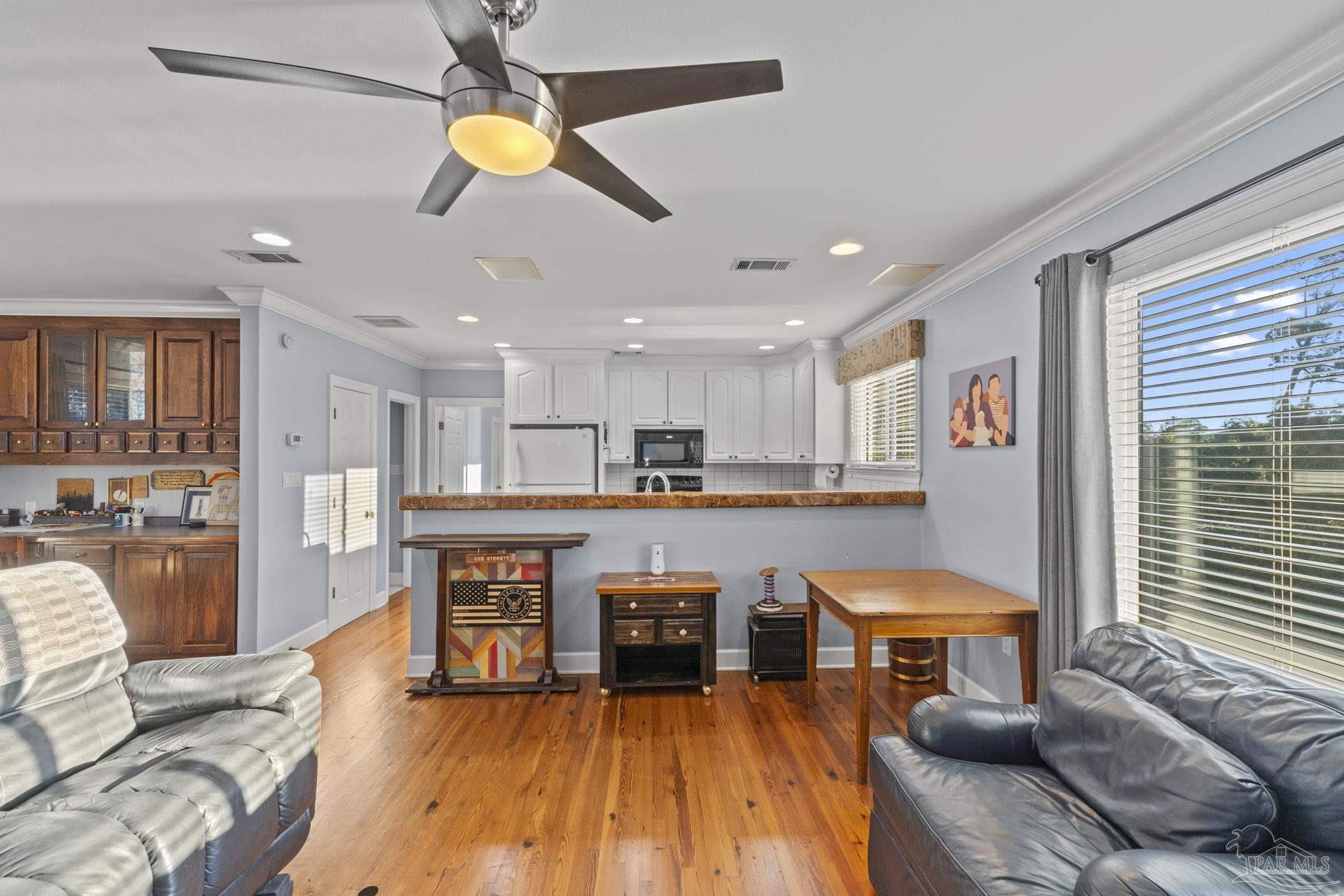 605 Chesapeake Dr